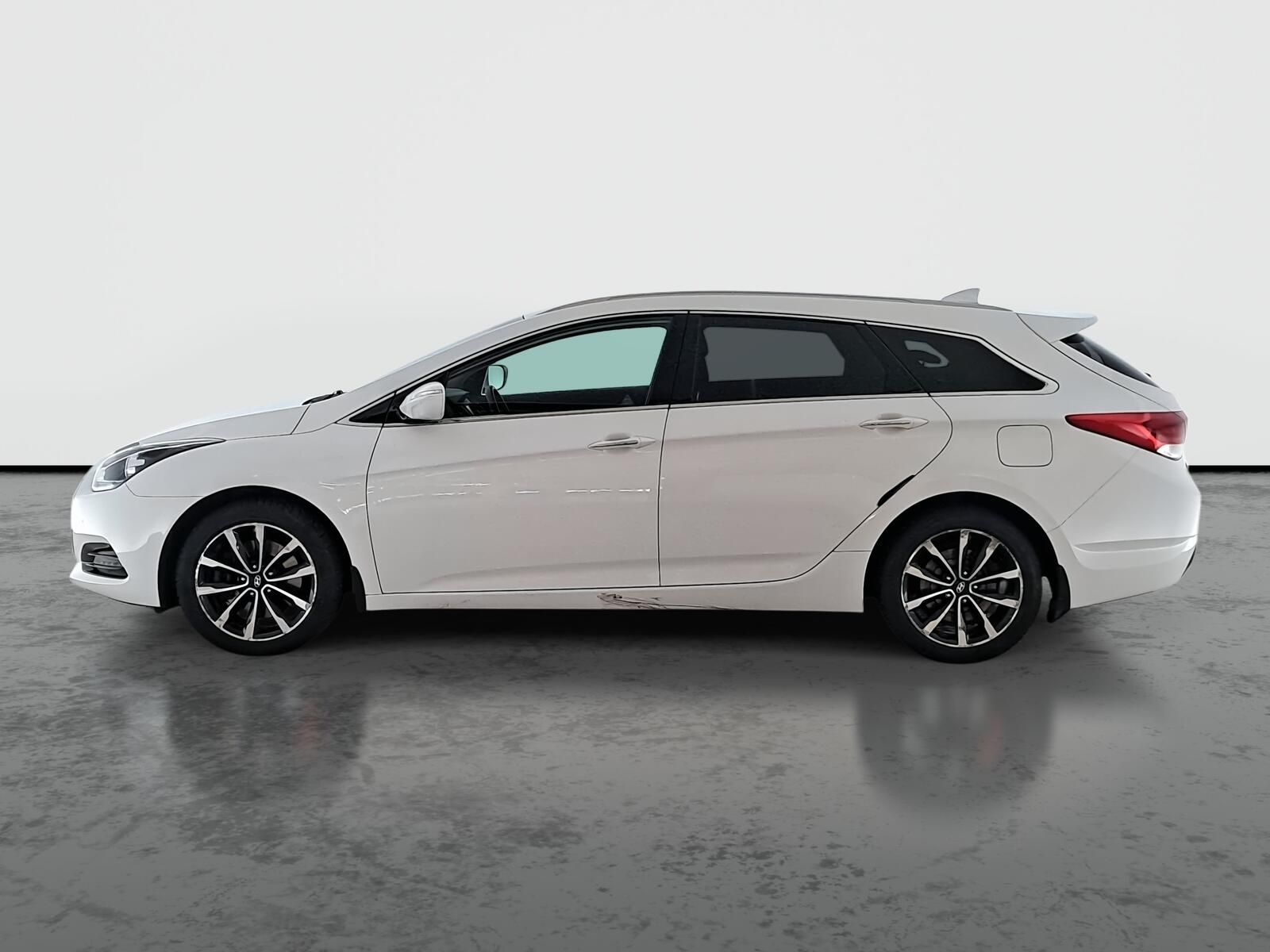 Hyundai i40, 1.7 CRDi, ČR,1.maj, Navi - fotka 3