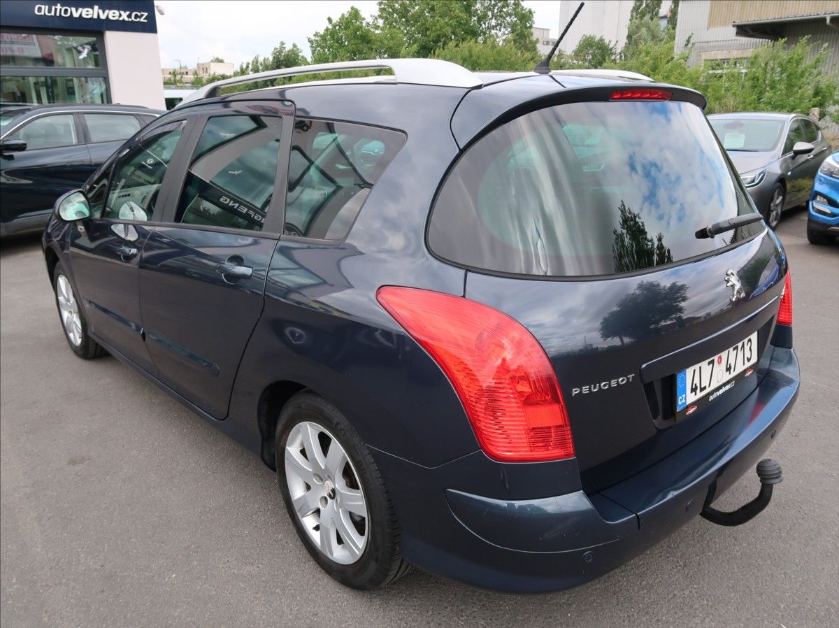 Peugeot 308, 1,6 HDi,88kW,1majČR,panorama - fotka 4