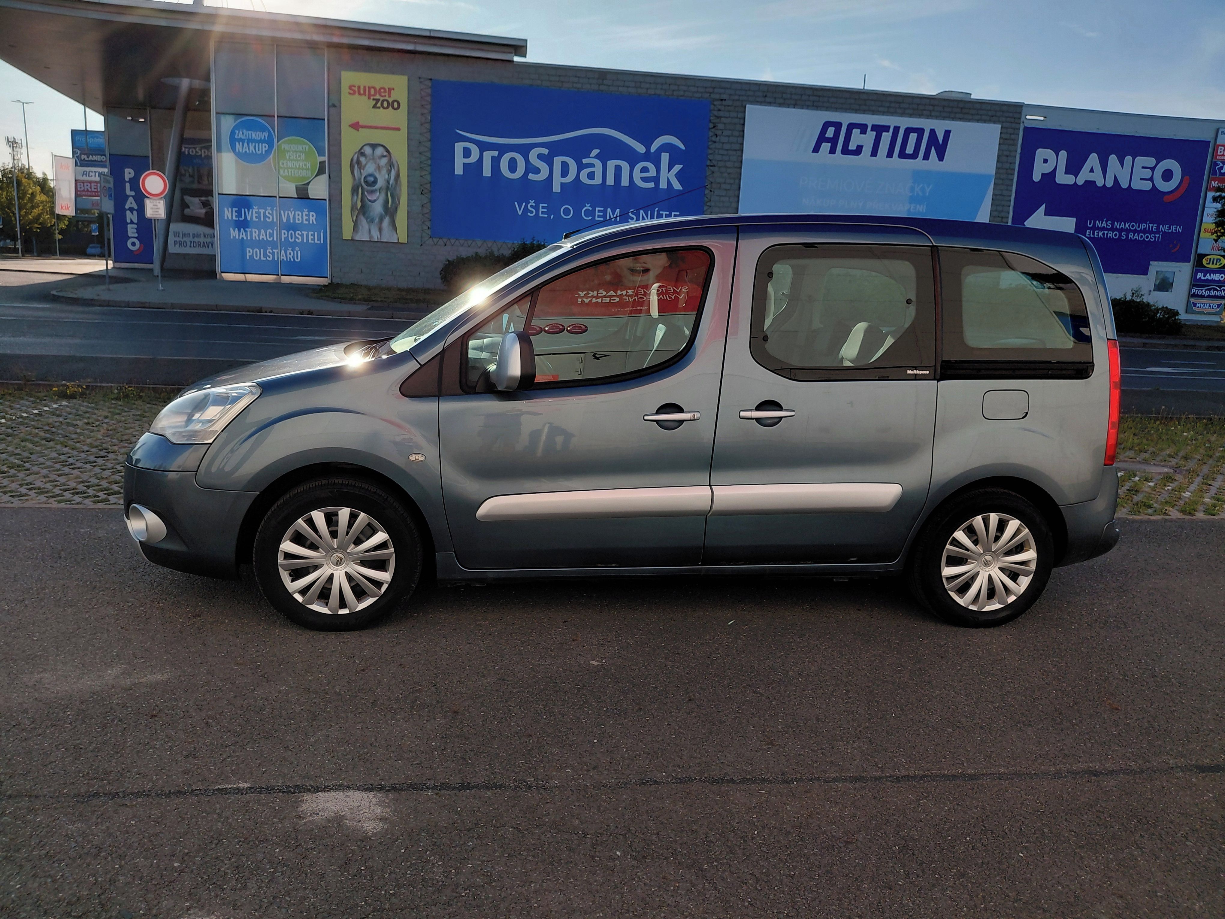 Citroën Berlingo, 1.6 16V SPOLEHLIVÉ,PROSTORNÉ - fotka 4