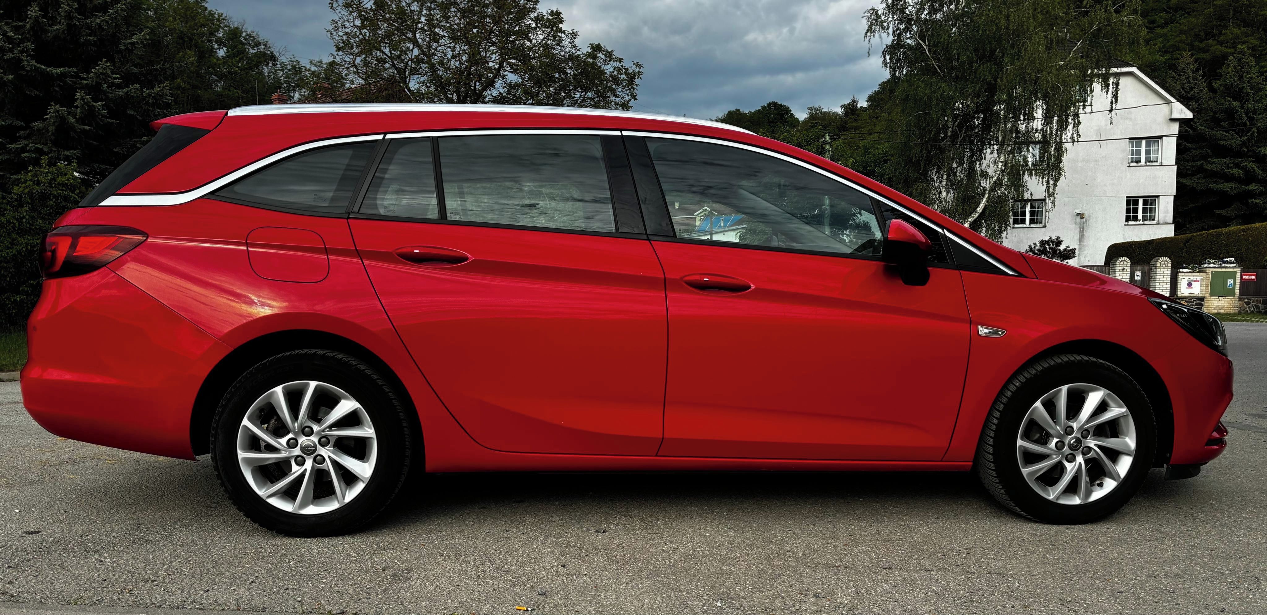 Opel Astra, Opel Astra K1.4 92kW LEDMATRIX - fotka 2