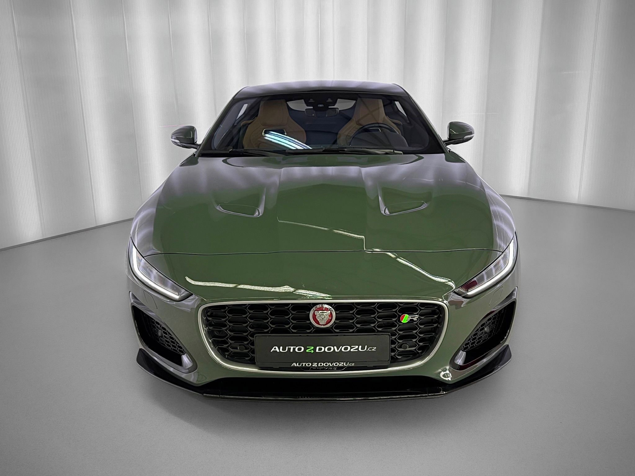 Jaguar F-Type, 5.0 V8 AWD R HERITAGE 60 EDITI - fotka 3