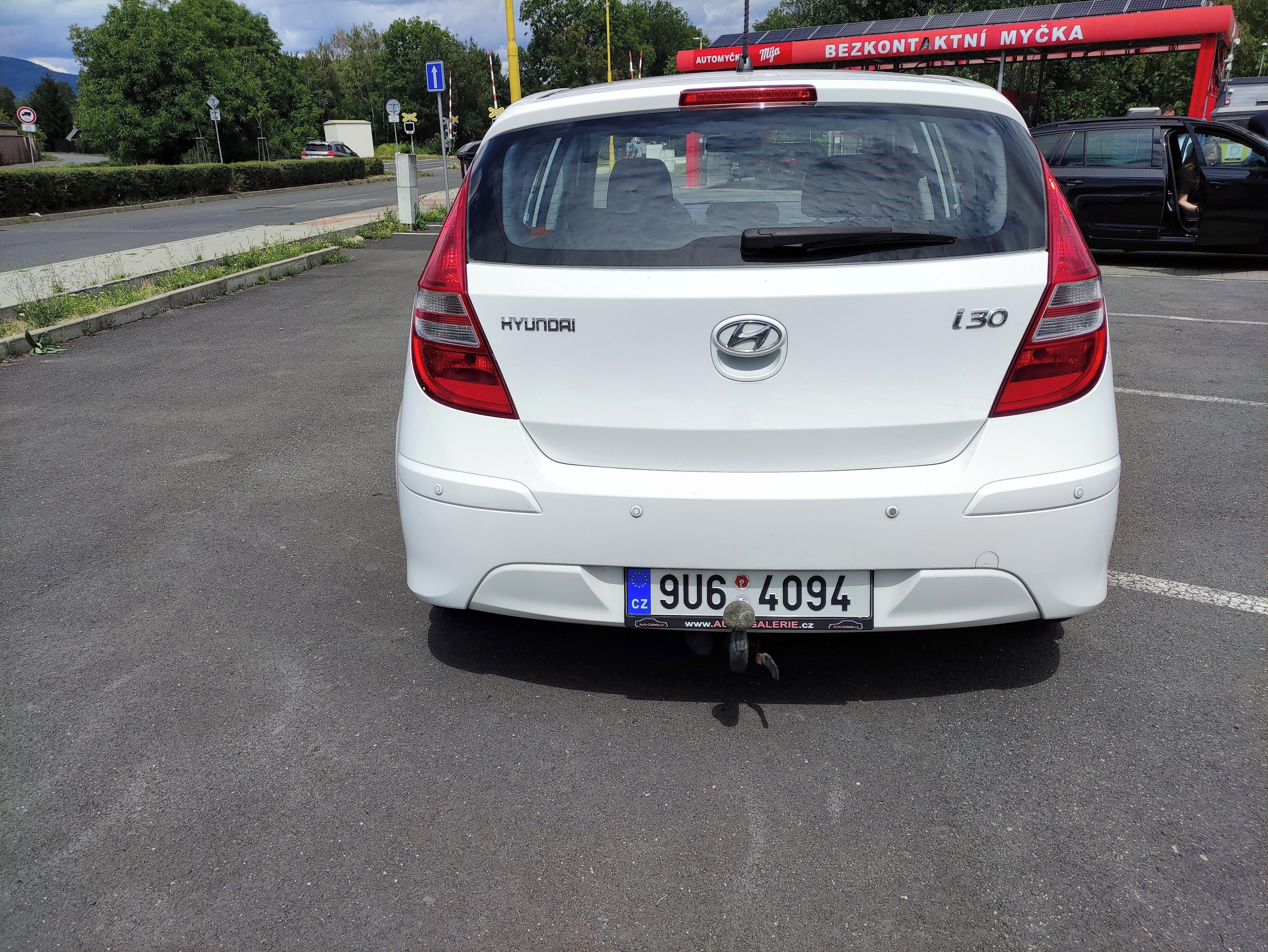 Hyundai i30, 1.4 benzin, 80kW, manual - fotka 4