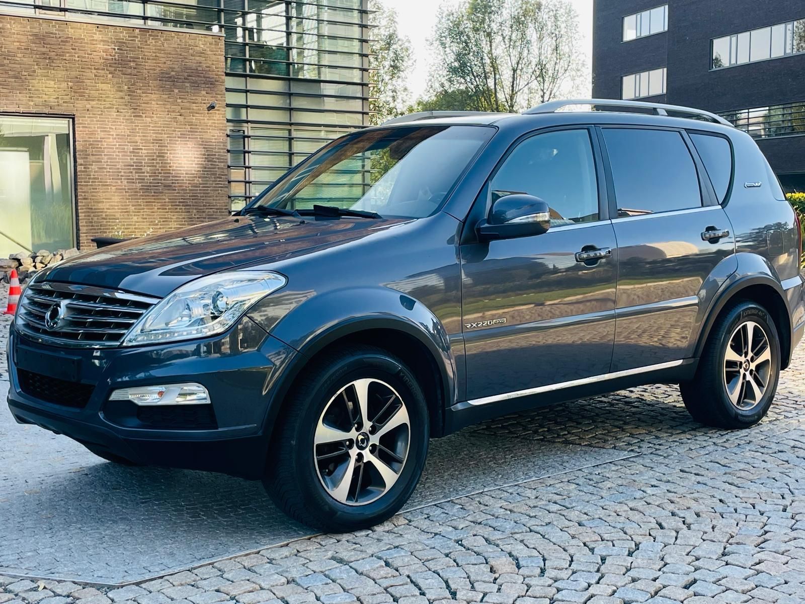 SsangYong Rexton, 2.2TD 4x4 AUTOMAT TAŽNÉ VÝHŘEV - fotka 4