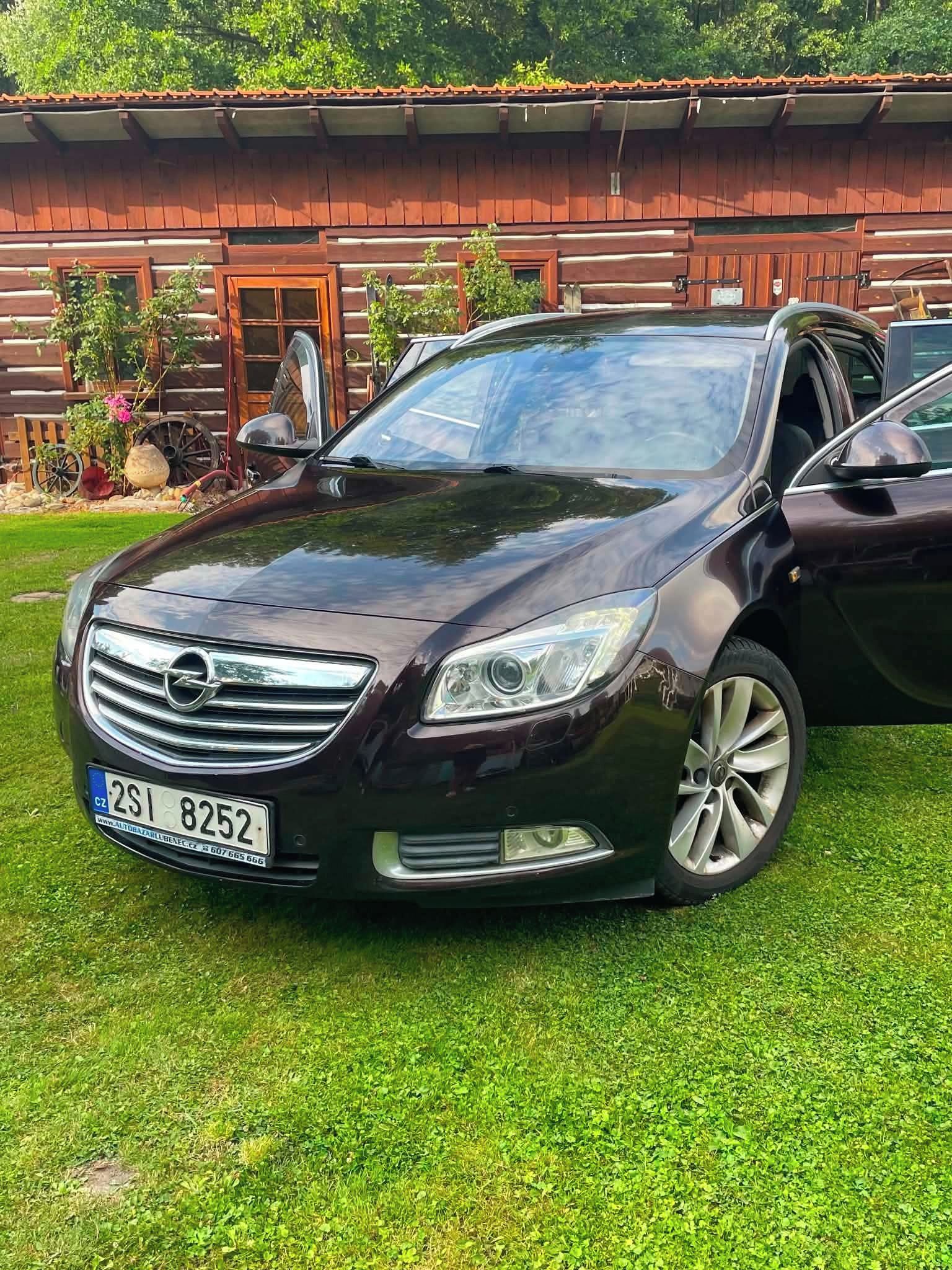 Opel Insignia - fotka 2
