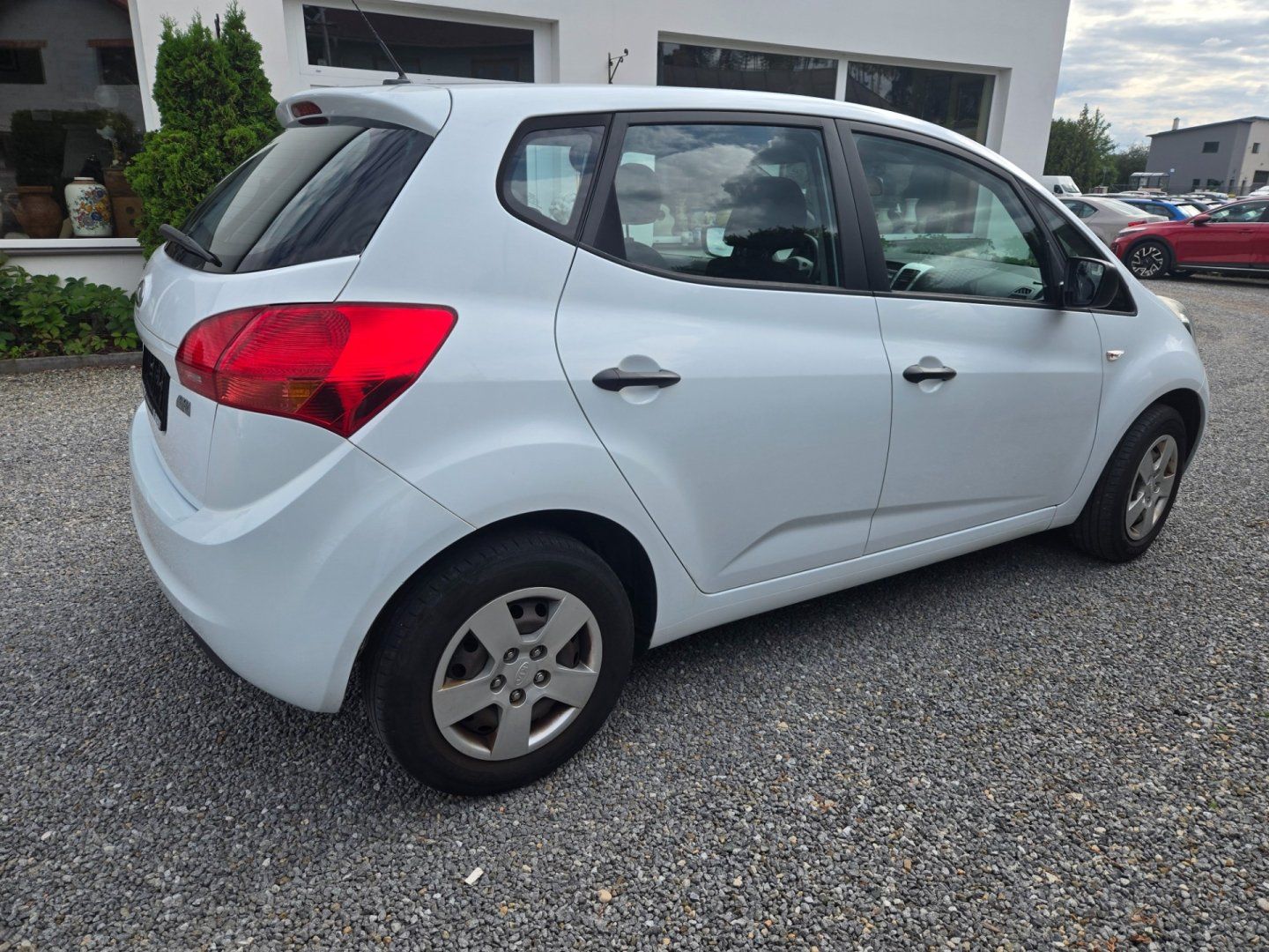 Kia Venga, 1.4 i Serviska - fotka 2