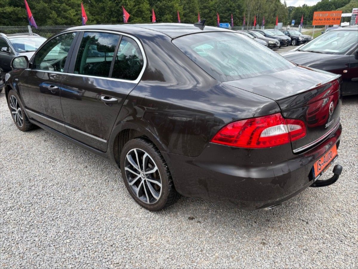 Škoda Superb, 3,6 Laurin  Klement 4x4 - fotka 3