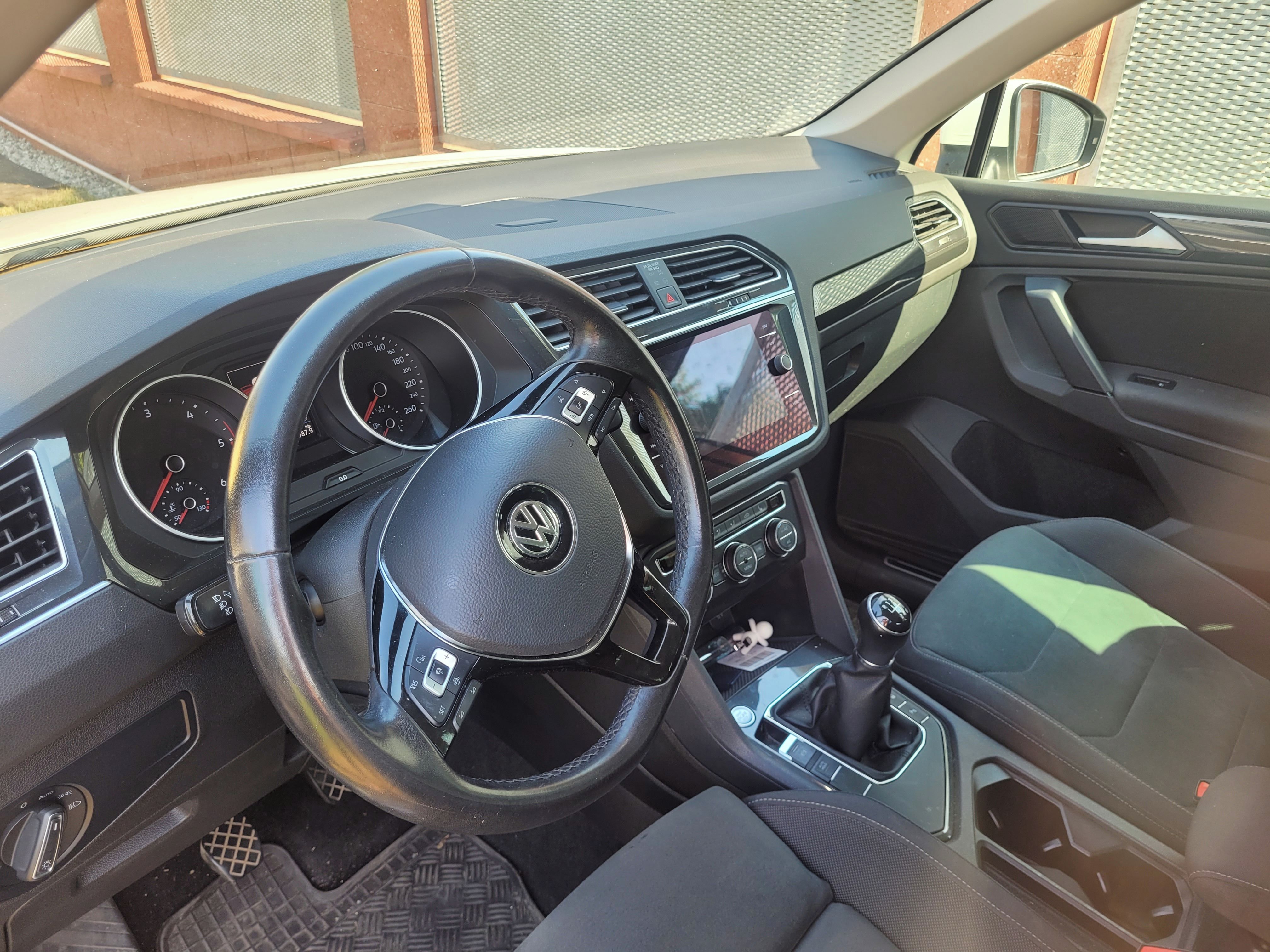 Volkswagen Tiguan - fotka 6