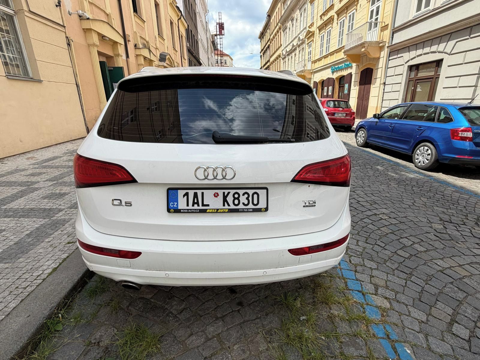 Audi Q5, 2.0 TDI Quattro - fotka 2