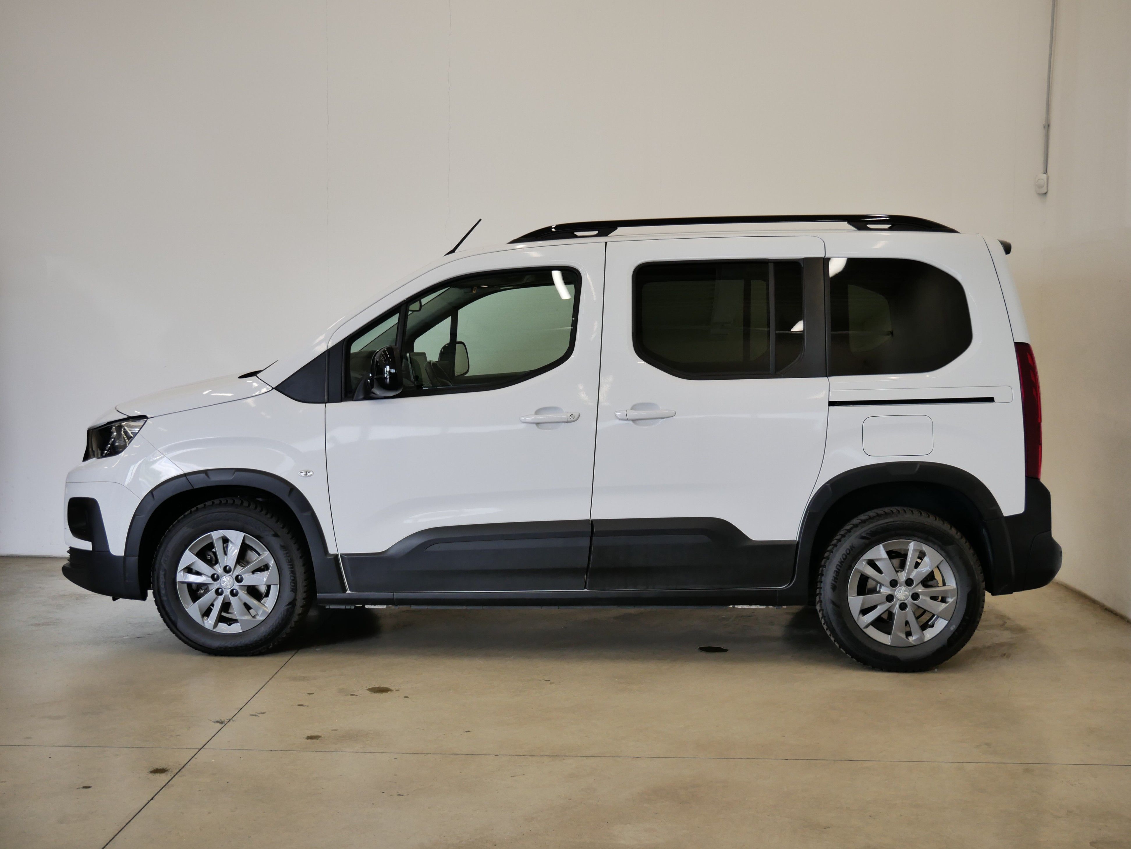 Peugeot Rifter, 1.2 PureTech 96 kW Allure Pack - fotka 3
