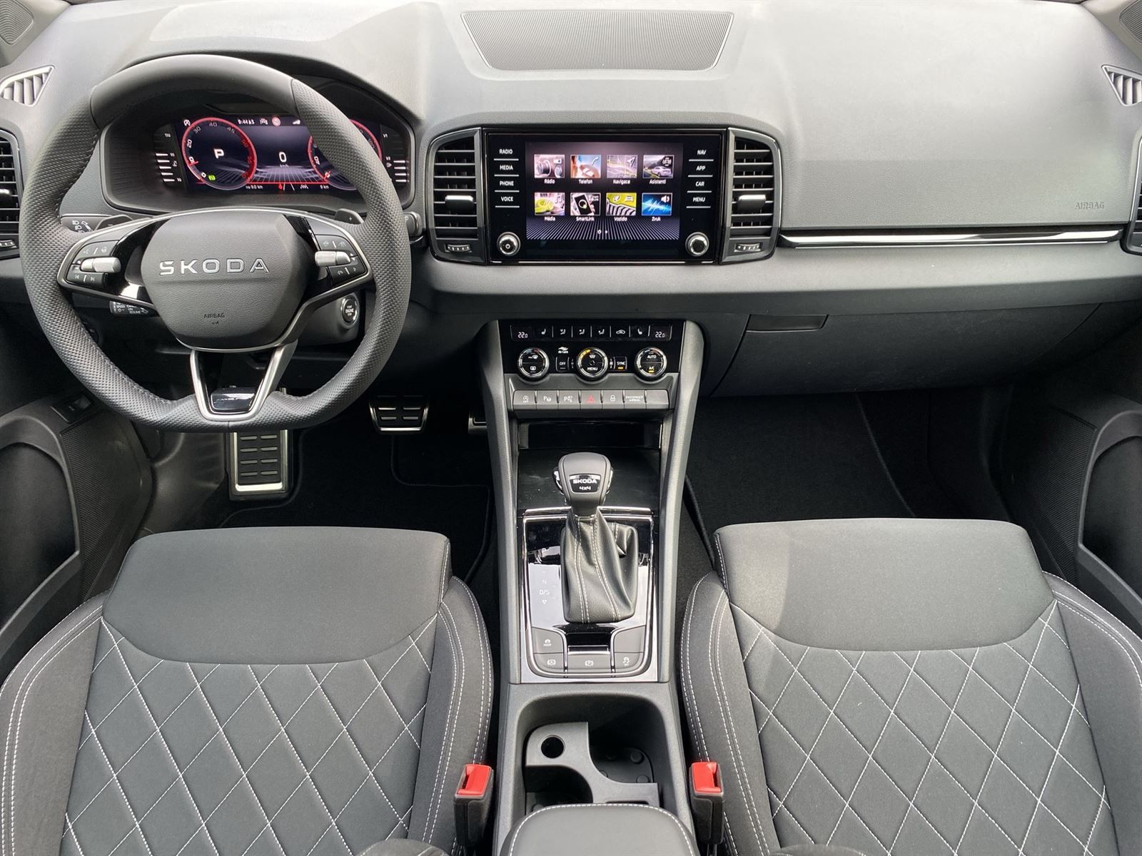 Škoda Karoq, 2.0 TDI 4x4 DSG SportLine - fotka 5