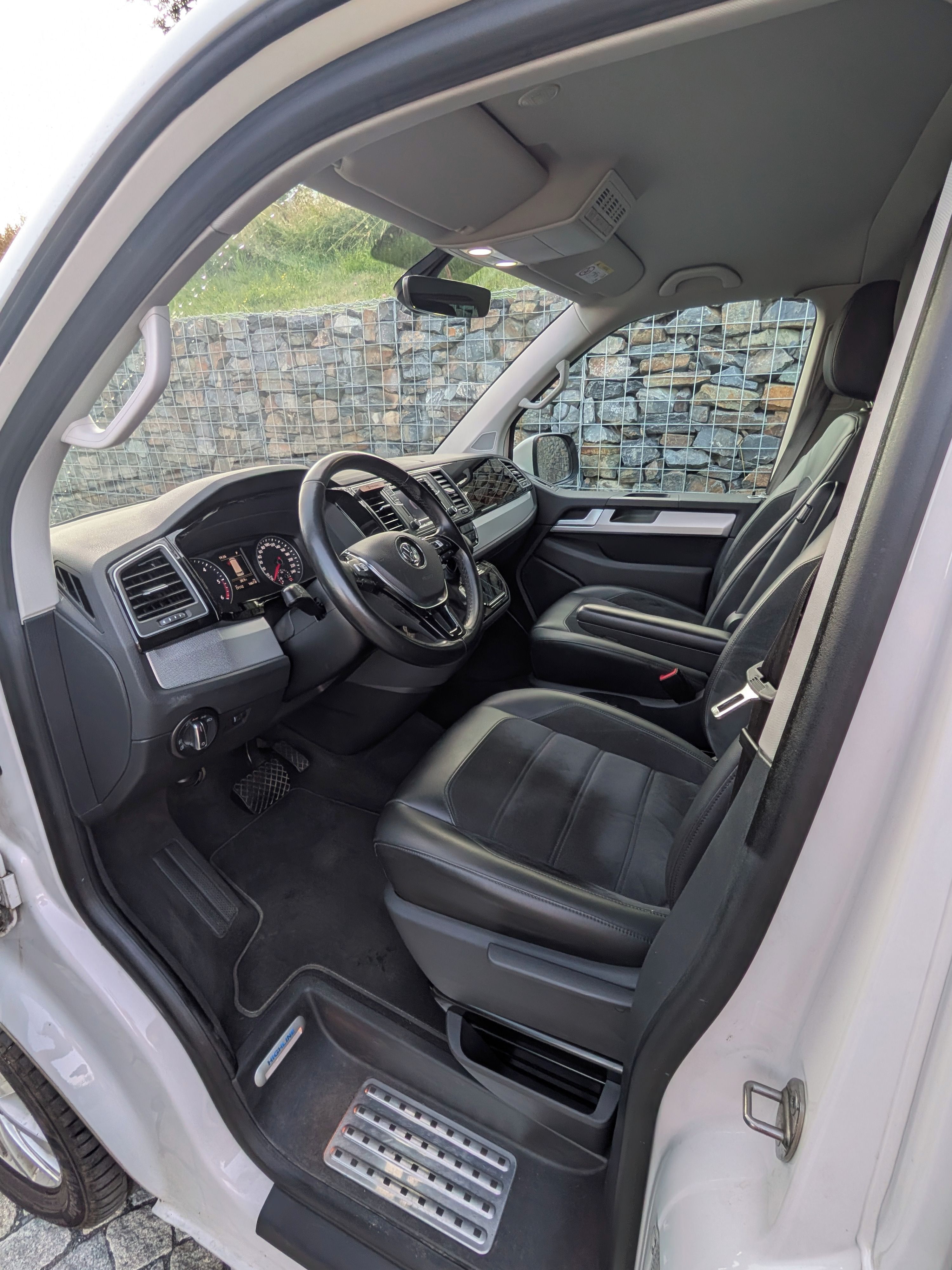 Volkswagen Multivan, Highline 2,0 TDI 4MOT DSG146kW - fotka 6