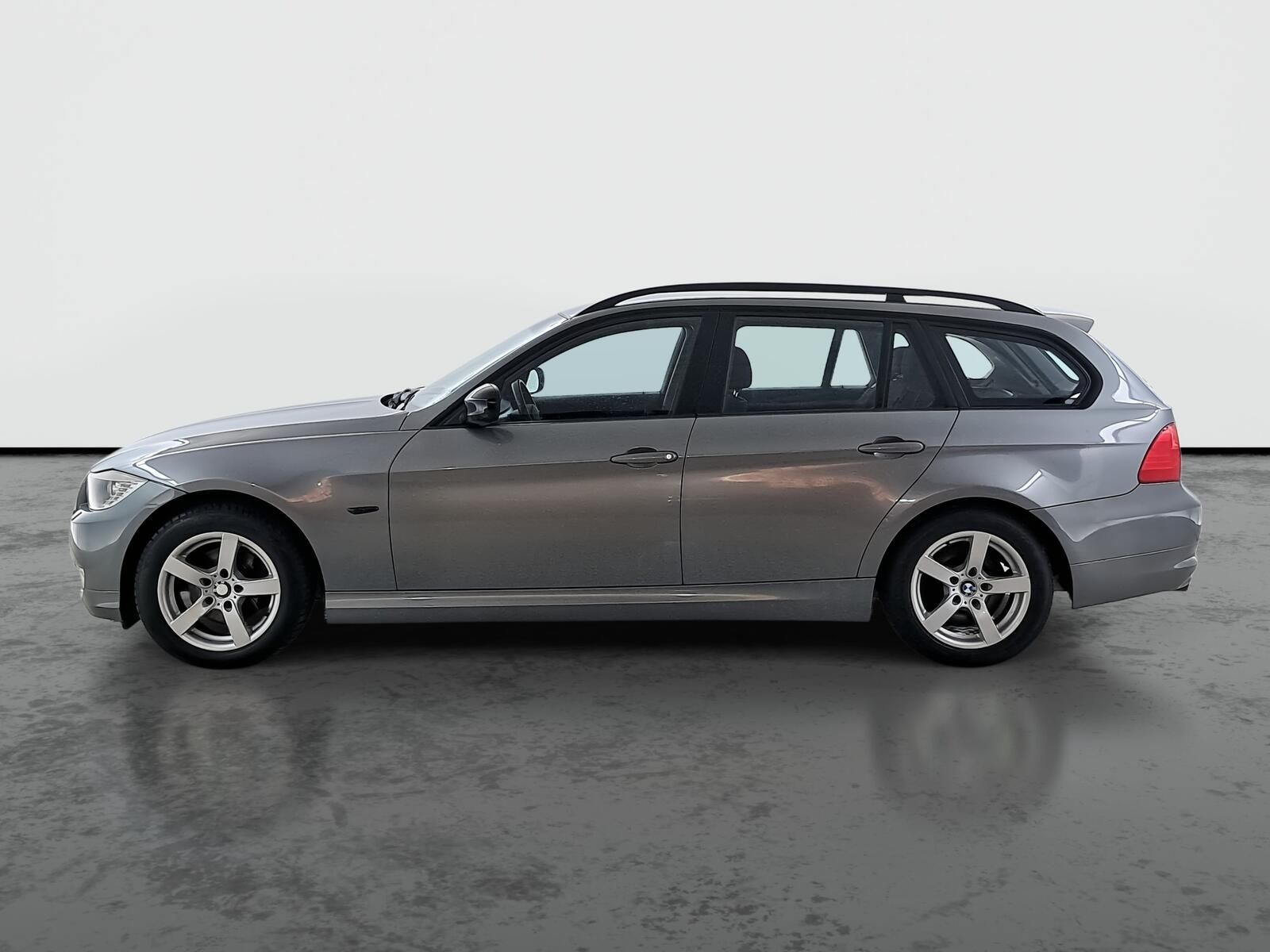 BMW Řada 3, 318 i, Automatická klima - fotka 3
