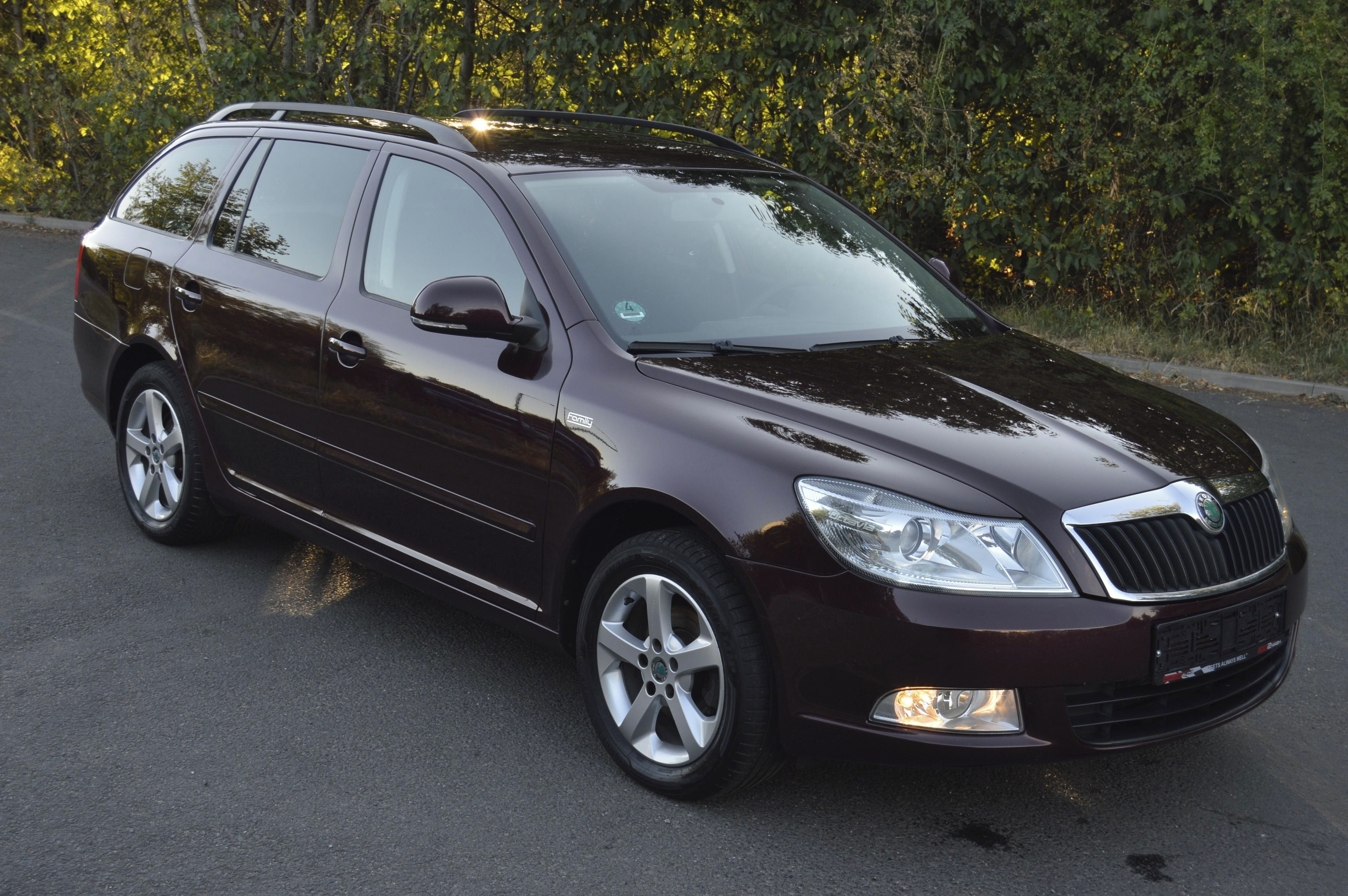 Škoda Octavia, 1.2TSI EDICE FAMILY *91500 KM* - fotka 5
