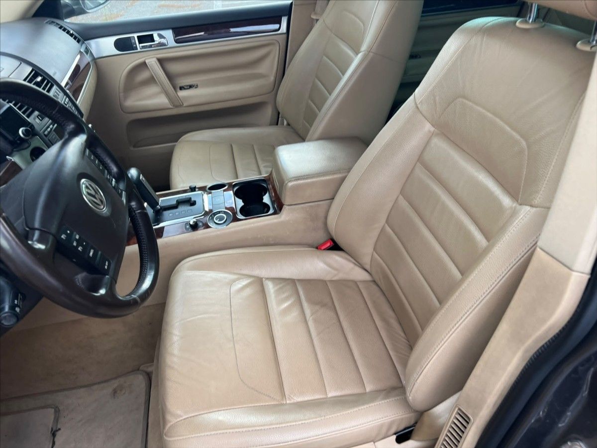 Volkswagen Touareg, 3,0 TDi 165kw Tiptronic bez ko - fotka 6