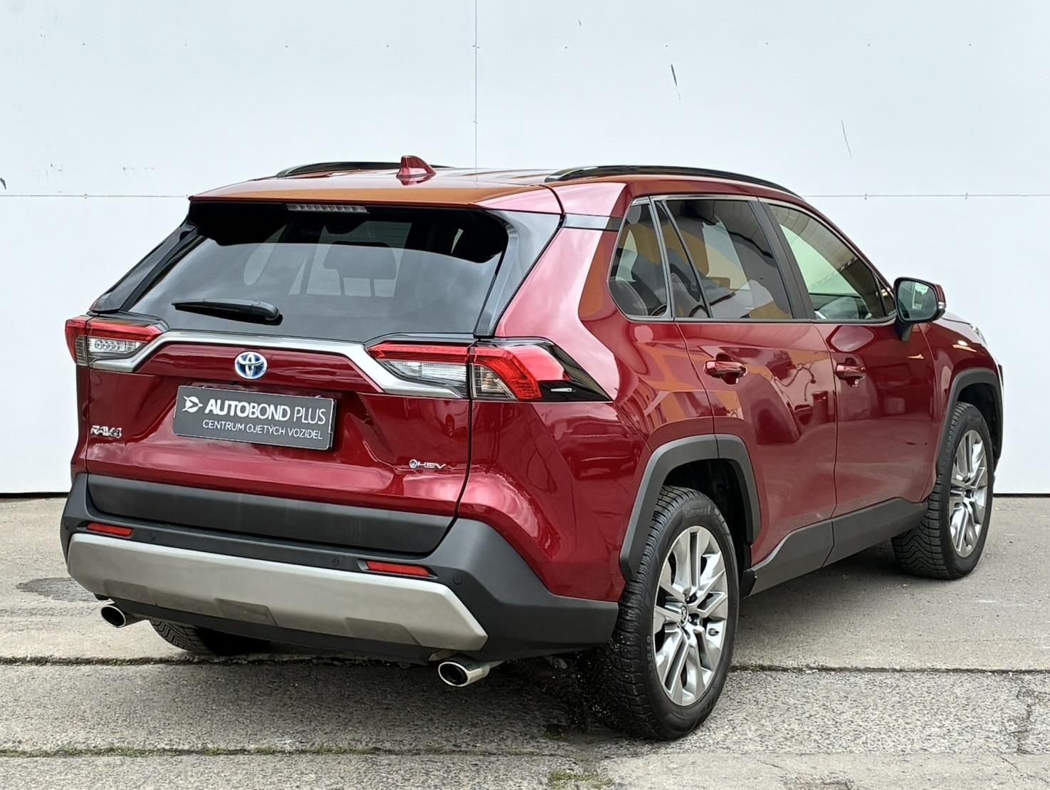 Toyota Rav4, 2.5 HSD e-CVT AWD Exe. JBL - fotka 2