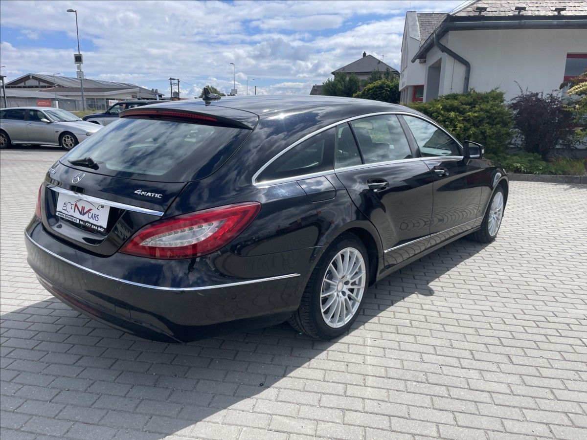 Mercedes-Benz CLS, 2,1 250d 4-Matic 150kw Airmati - fotka 4