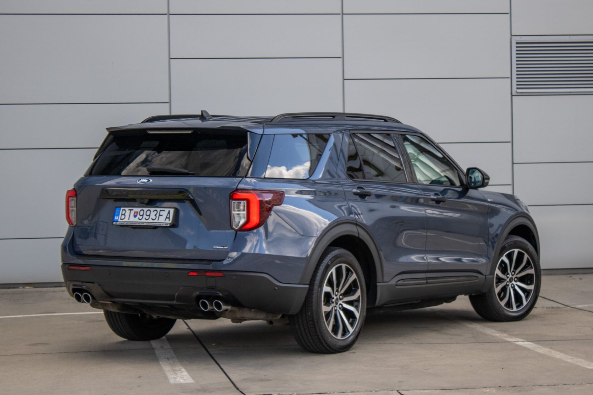 Ford Explorer - fotka 5