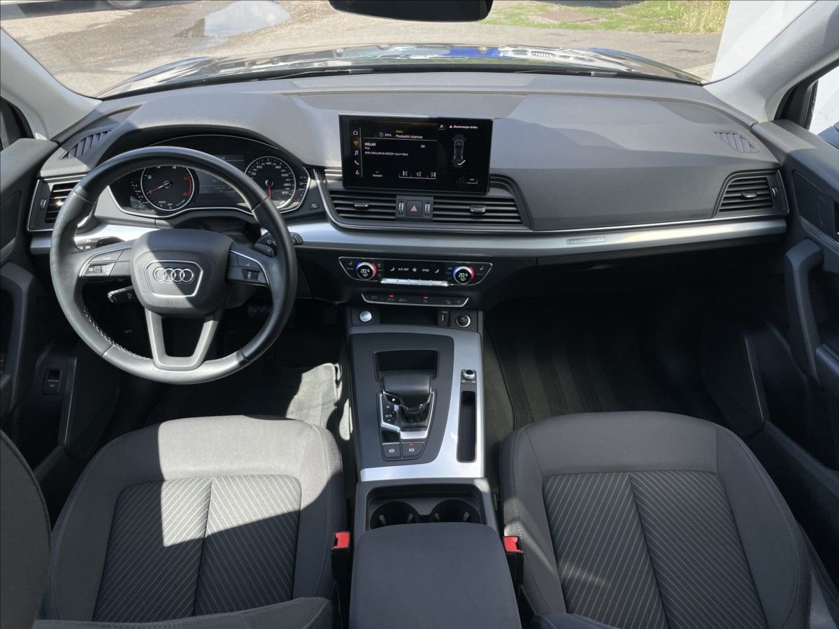 Audi Q5, 2,0 40TDI quattro A7 Advanced - fotka 6