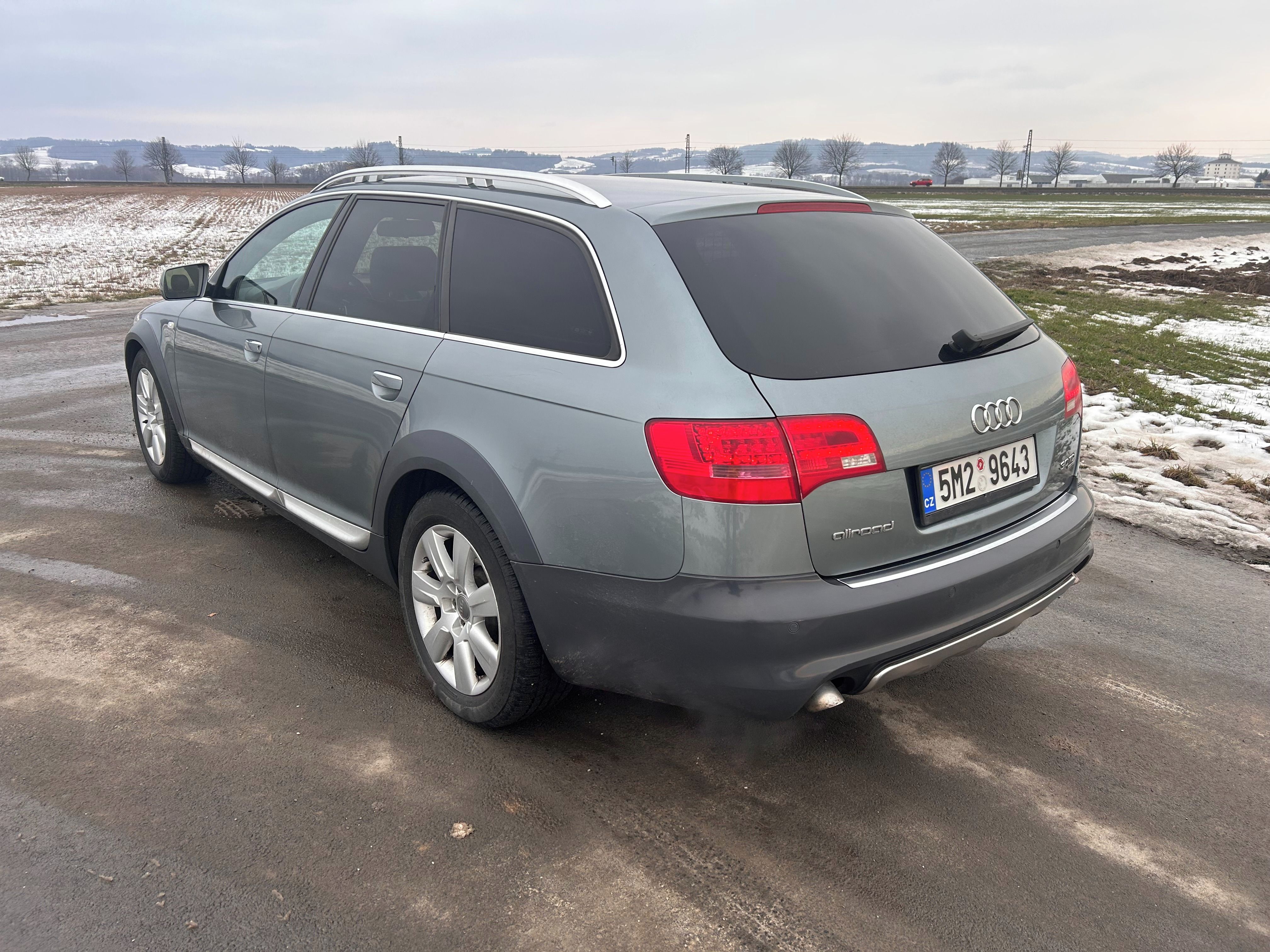Audi A6 allroad, AUDI A6 ALLROAD 3.0 TDI QUA - fotka 5