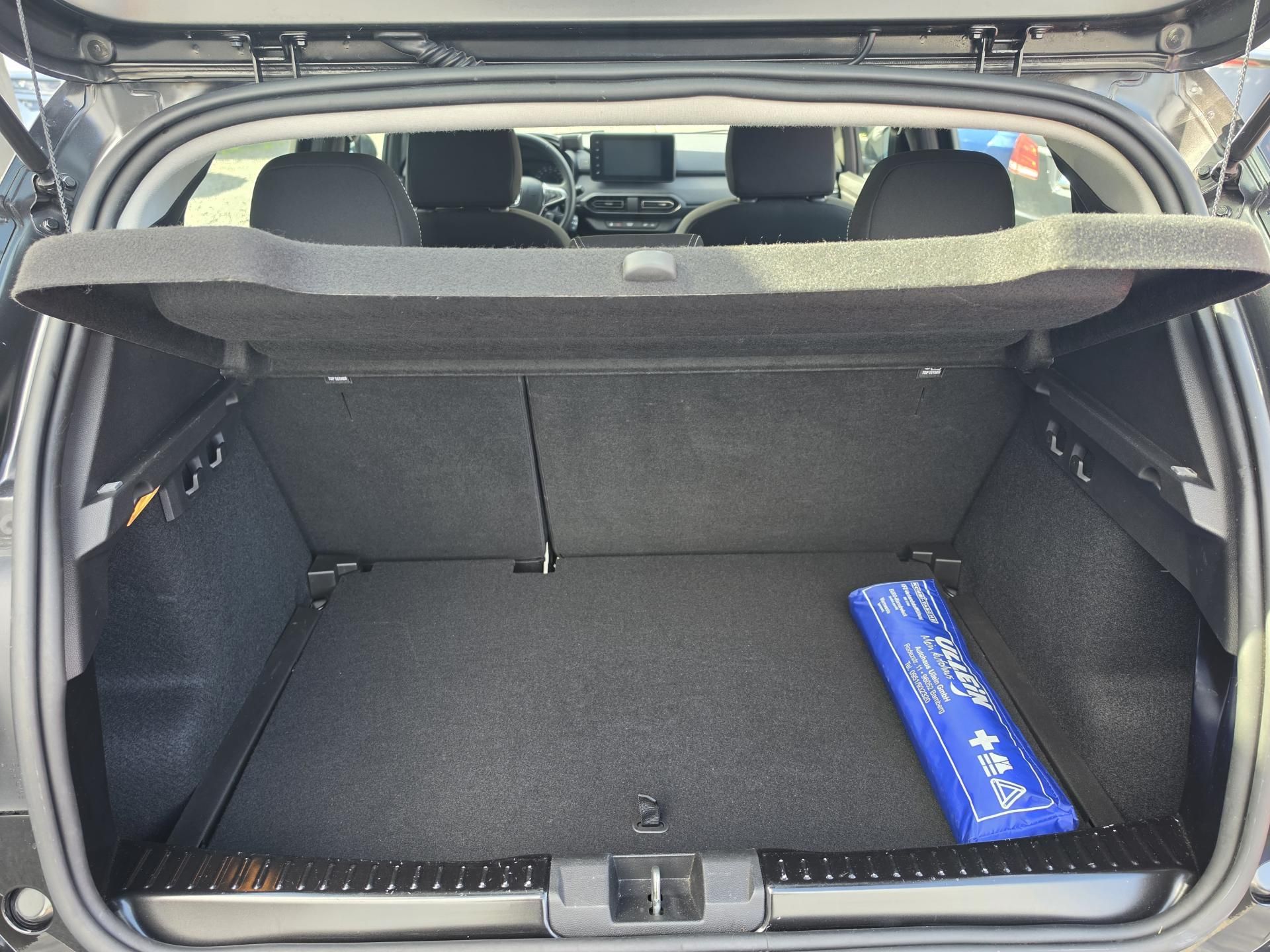 Dacia Sandero, 1.0 67kw Kei Navi Kamera 6tiR - fotka 5