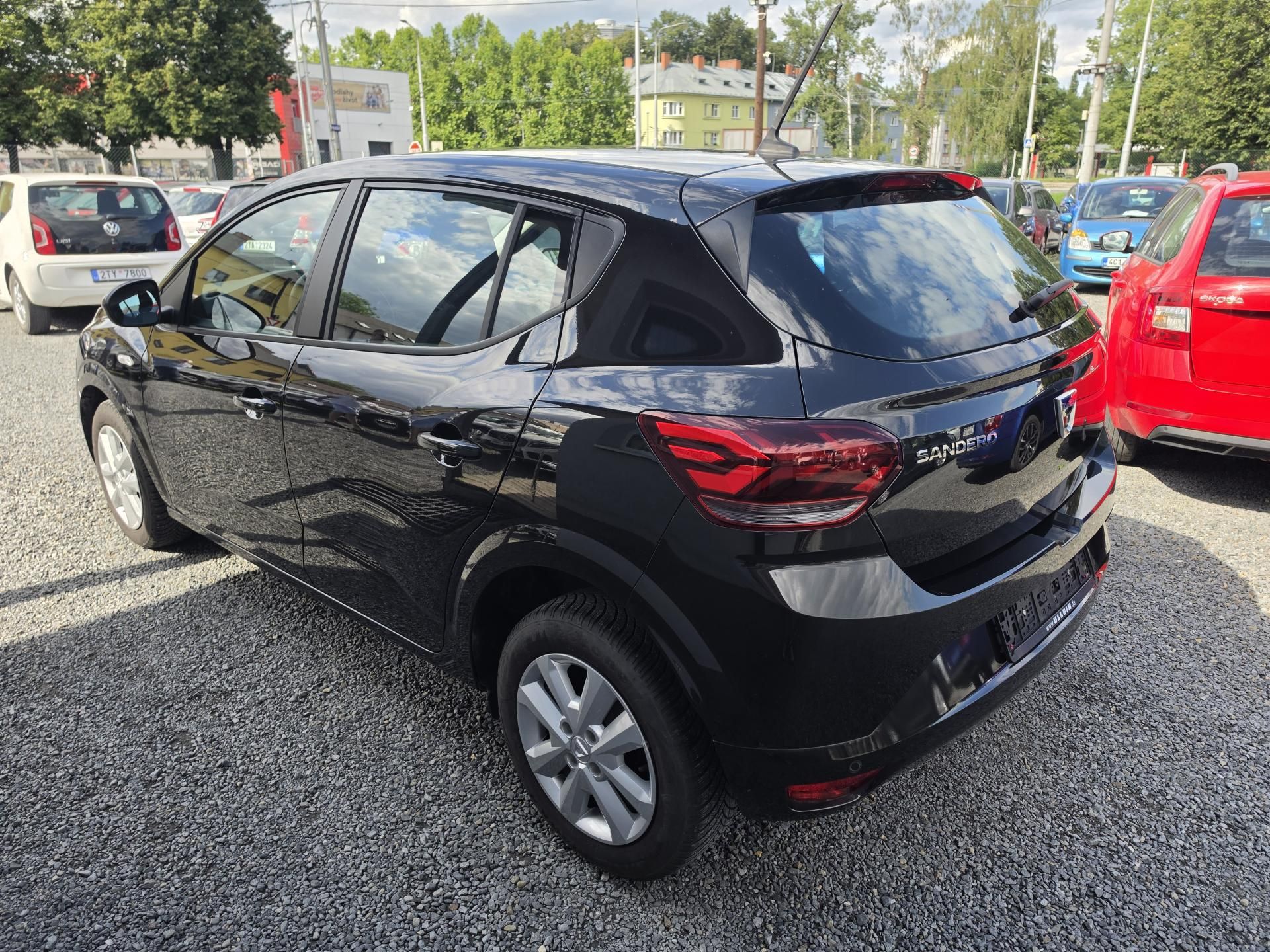 Dacia Sandero, 1.0 67kw Kei Navi Kamera 6tiR - fotka 3