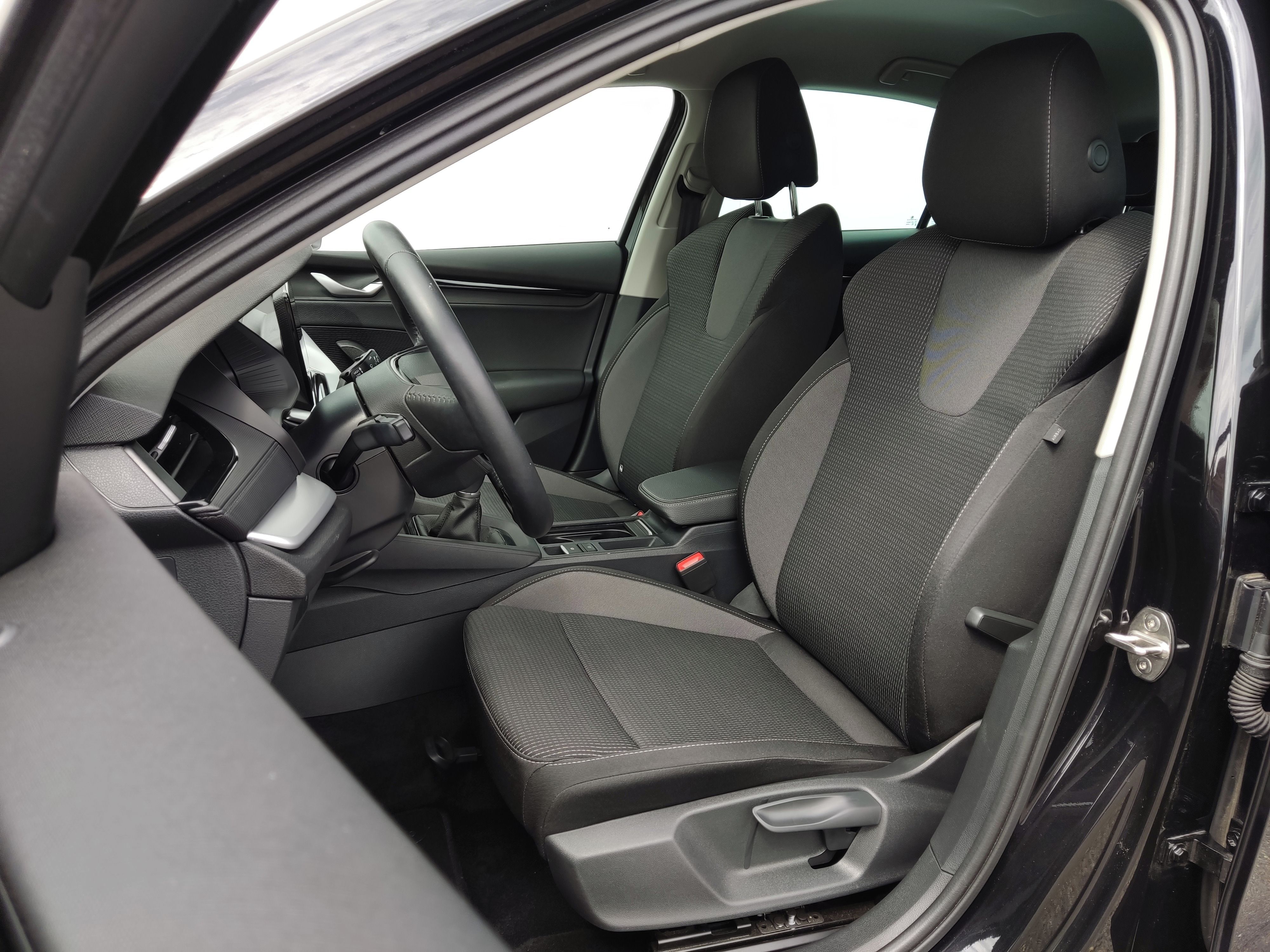 Škoda Octavia, 1.5 TSI 110 kW Selection - fotka 6