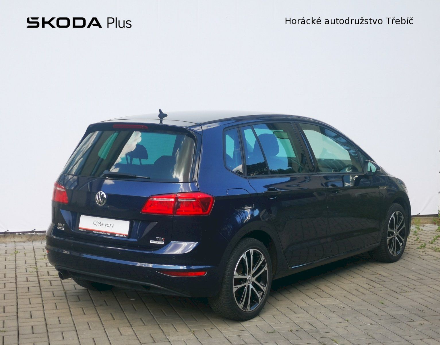 Volkswagen Golf Sportsvan, 1.6 TDI 81kW Lounge - fotka 2