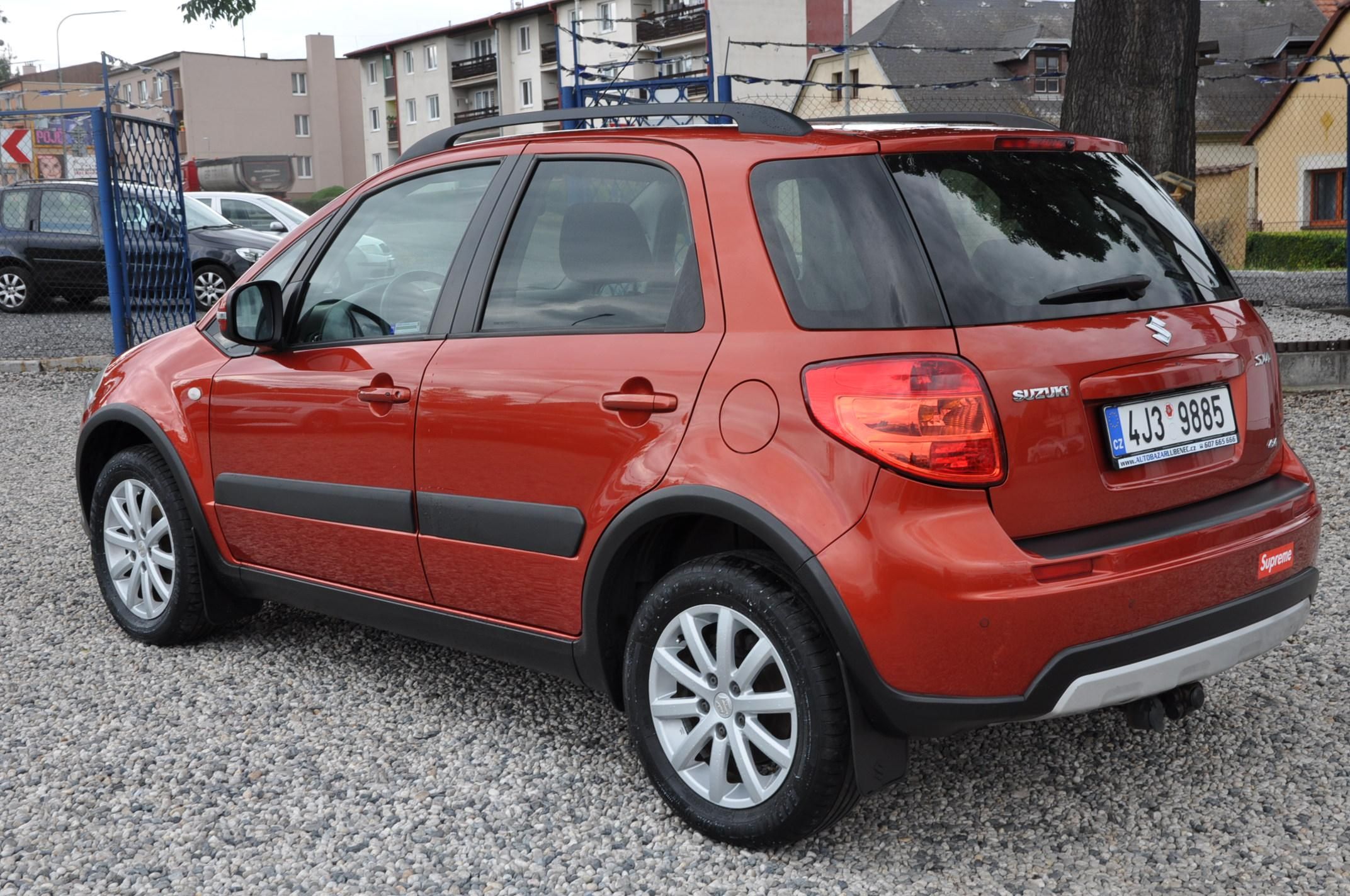 Suzuki SX4, 1.6i 4WD - fotka 4