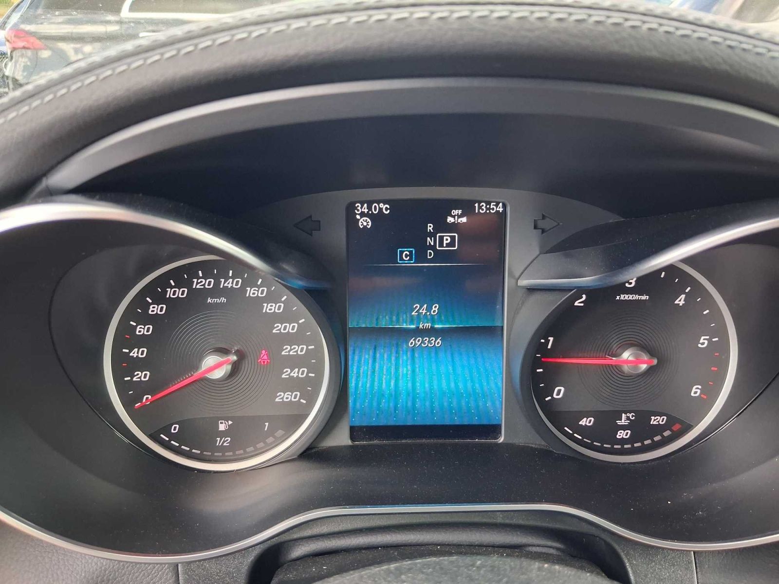 Mercedes-Benz GLC, 220 d 4MATIC - fotka 3