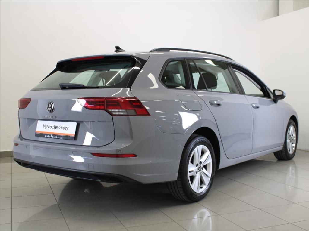 Volkswagen Golf, 1,0 TSi 81kW Variant 76tkm.ČR - fotka 3