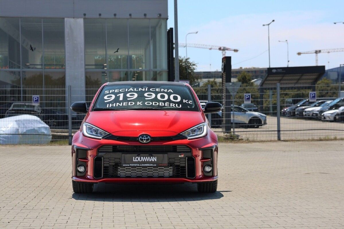 Toyota GR Yaris, 1.6. 260k Dynamic + Sport - fotka 3