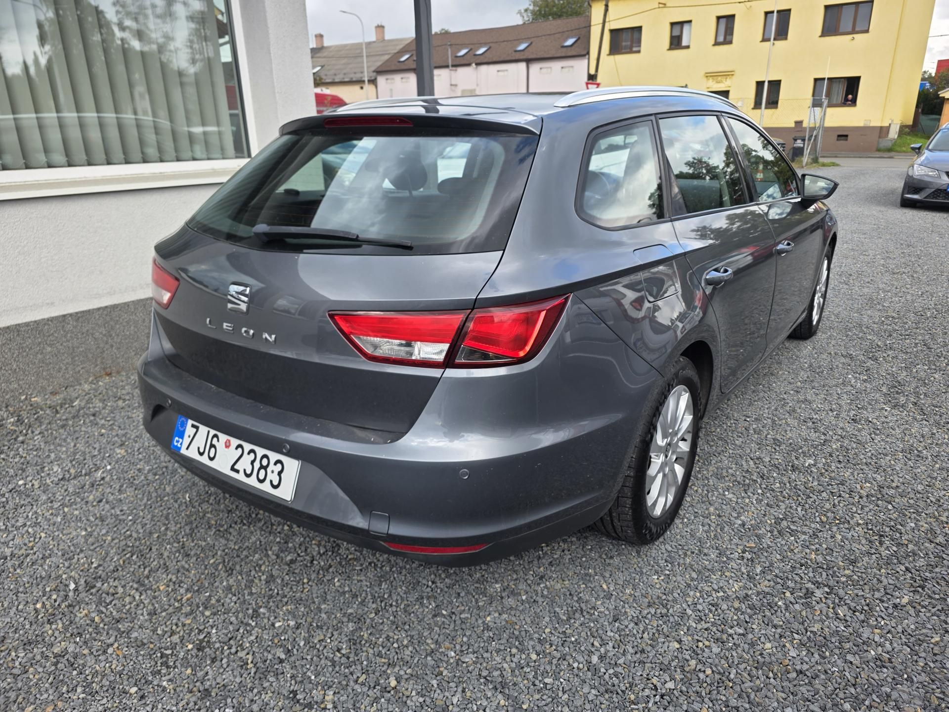 Seat Leon, 1.2 TSI 6ti - fotka 4