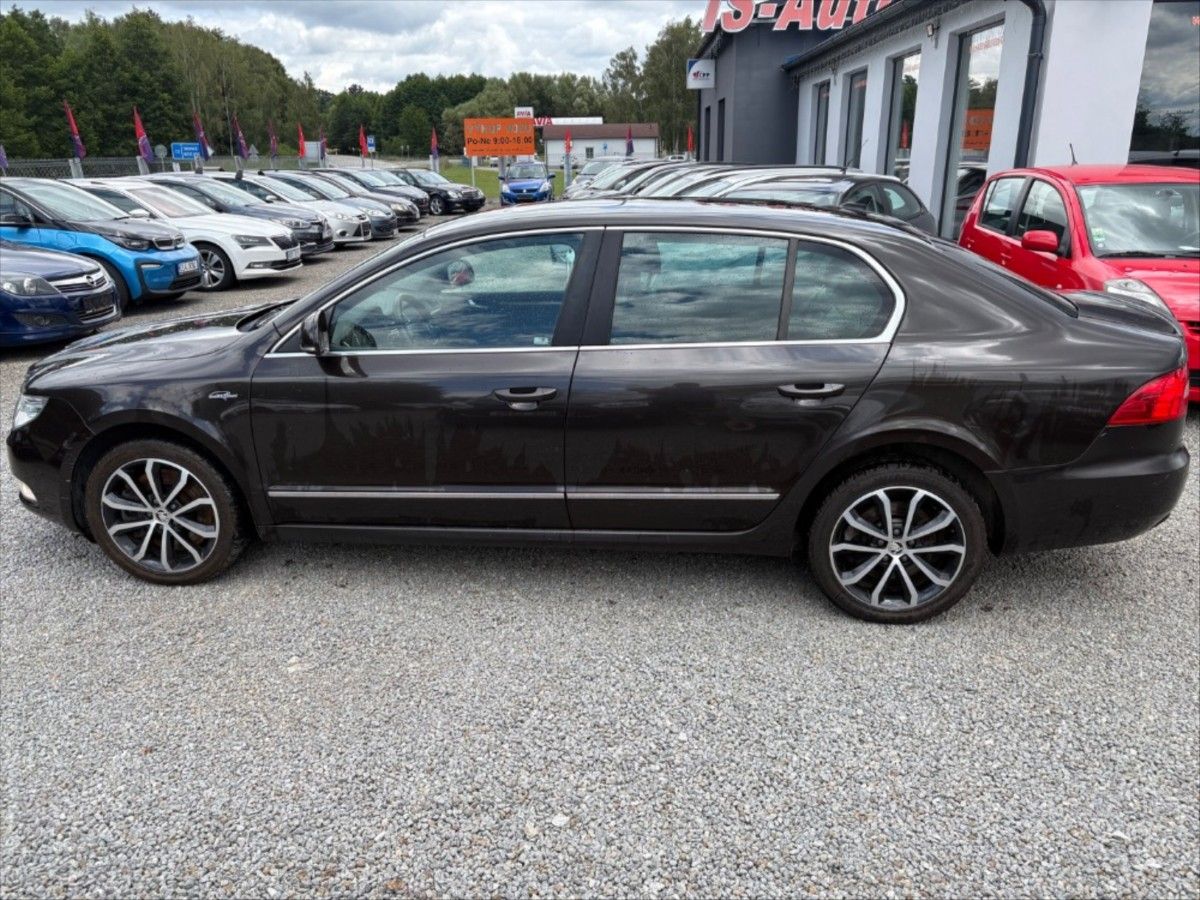 Škoda Superb, 3,6 Laurin  Klement 4x4 - fotka 6
