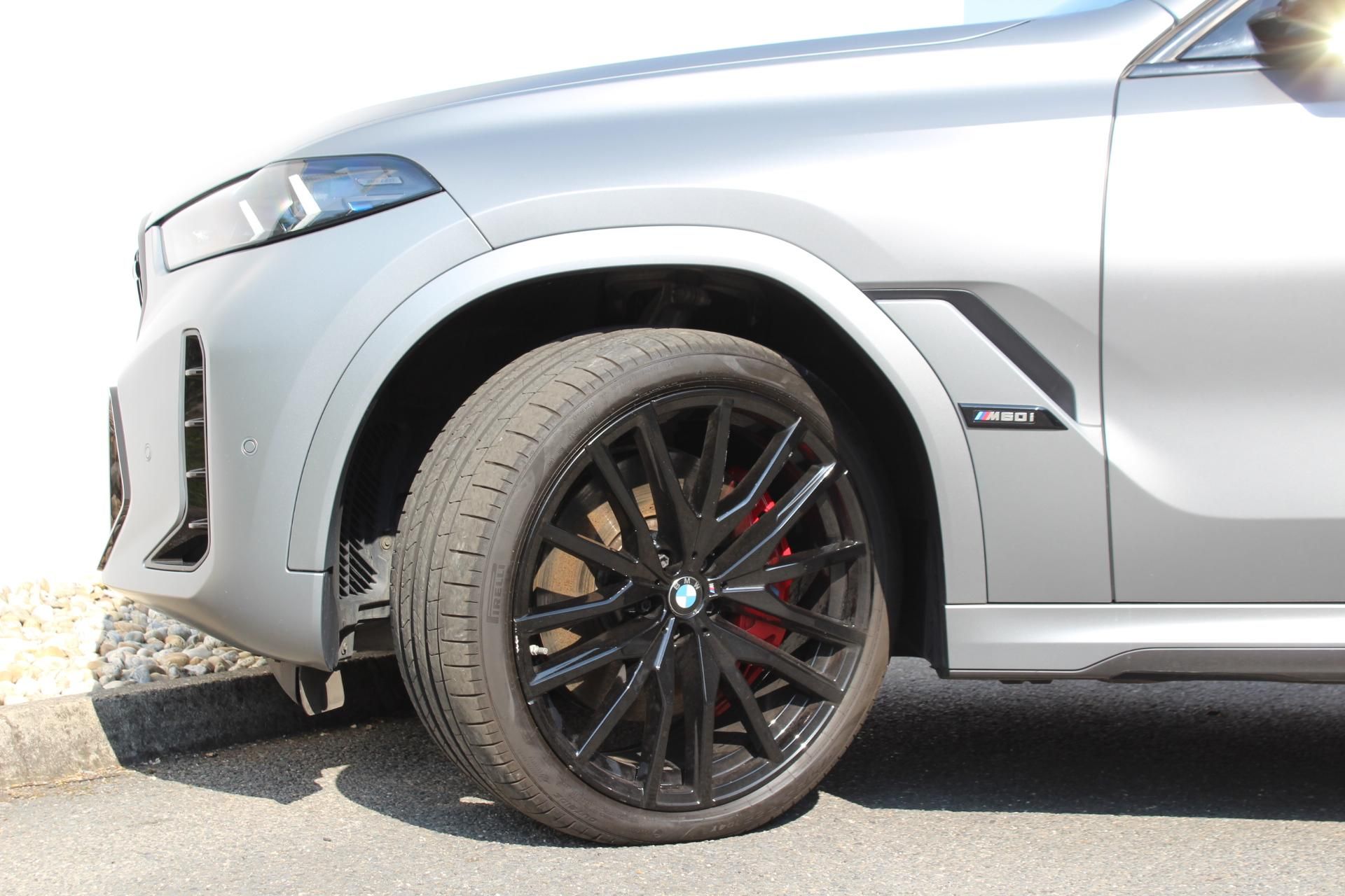 BMW X6, M60i xDrive, 390kW - fotka 6