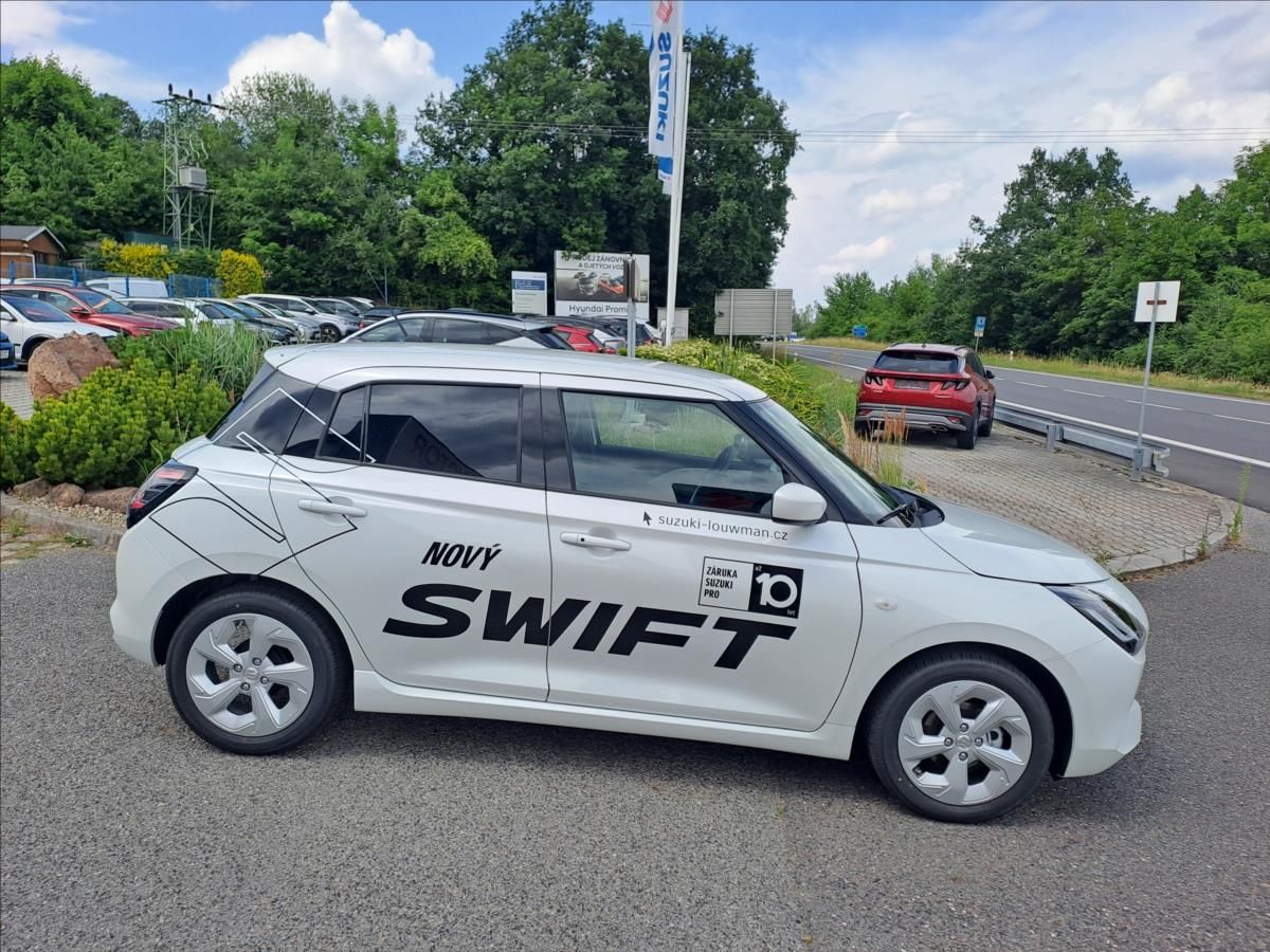 Suzuki Swift, 1,2 PREMIUM HYBRID MY26 - fotka 6