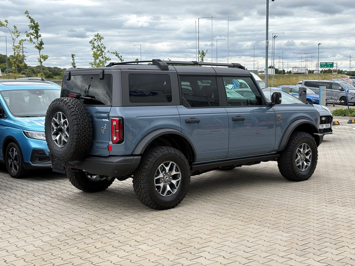 Ford Bronco, Badlands, 2.7 EcoBoost V6 Twin - fotka 5
