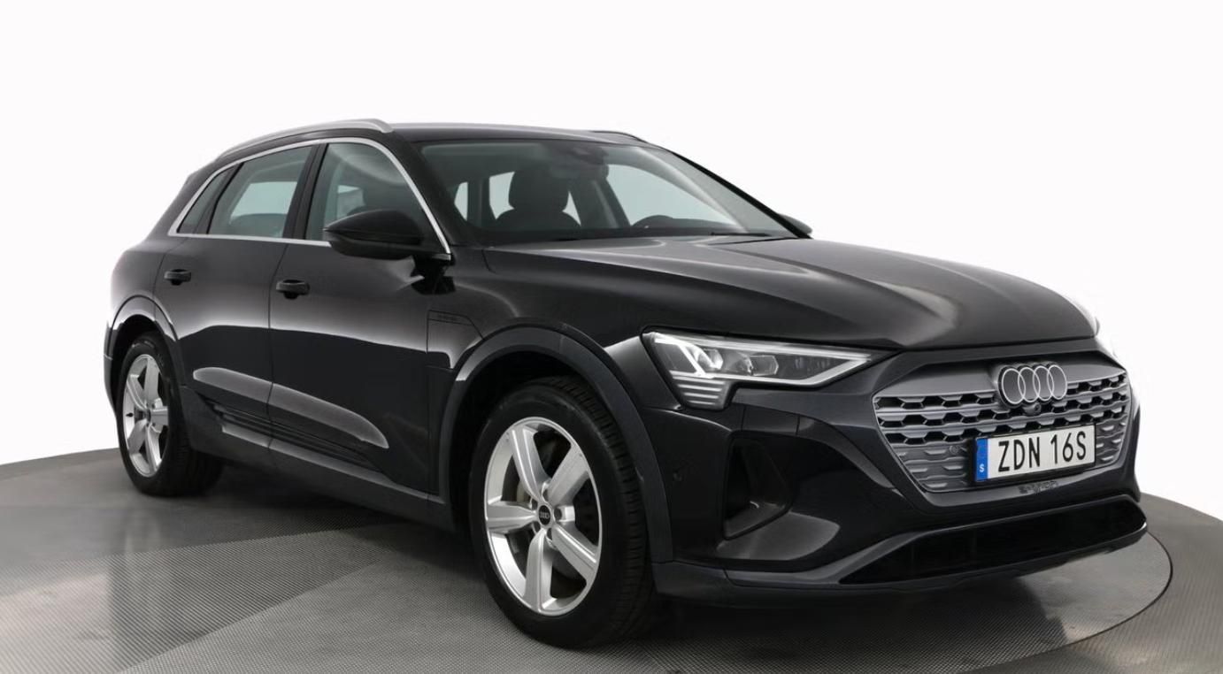 Audi Q8 e-tron, 55 Q Kamera Tažné LED Vzduch - fotka 3