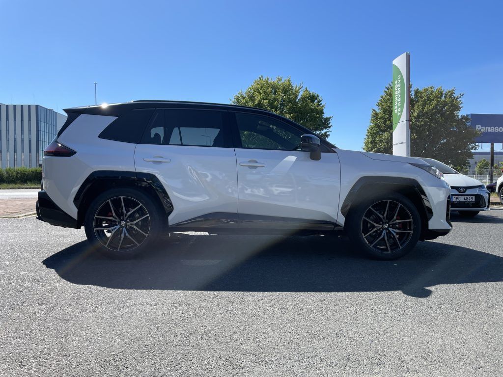 Toyota Rav4, 2.5 Hybrid 4x4 GR SPORT - fotka 2