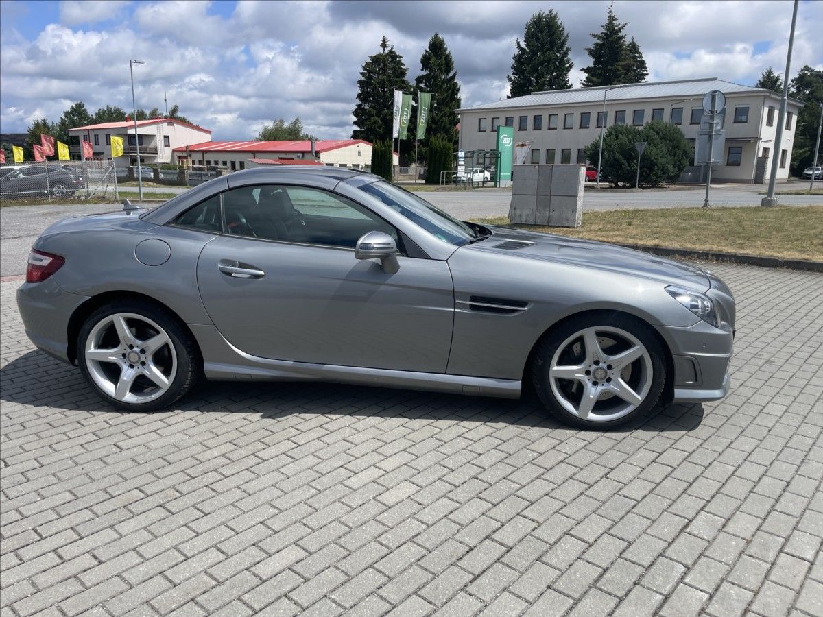Mercedes-Benz SLK, 3,5 225kw AMG Odpočet DPH - fotka 5