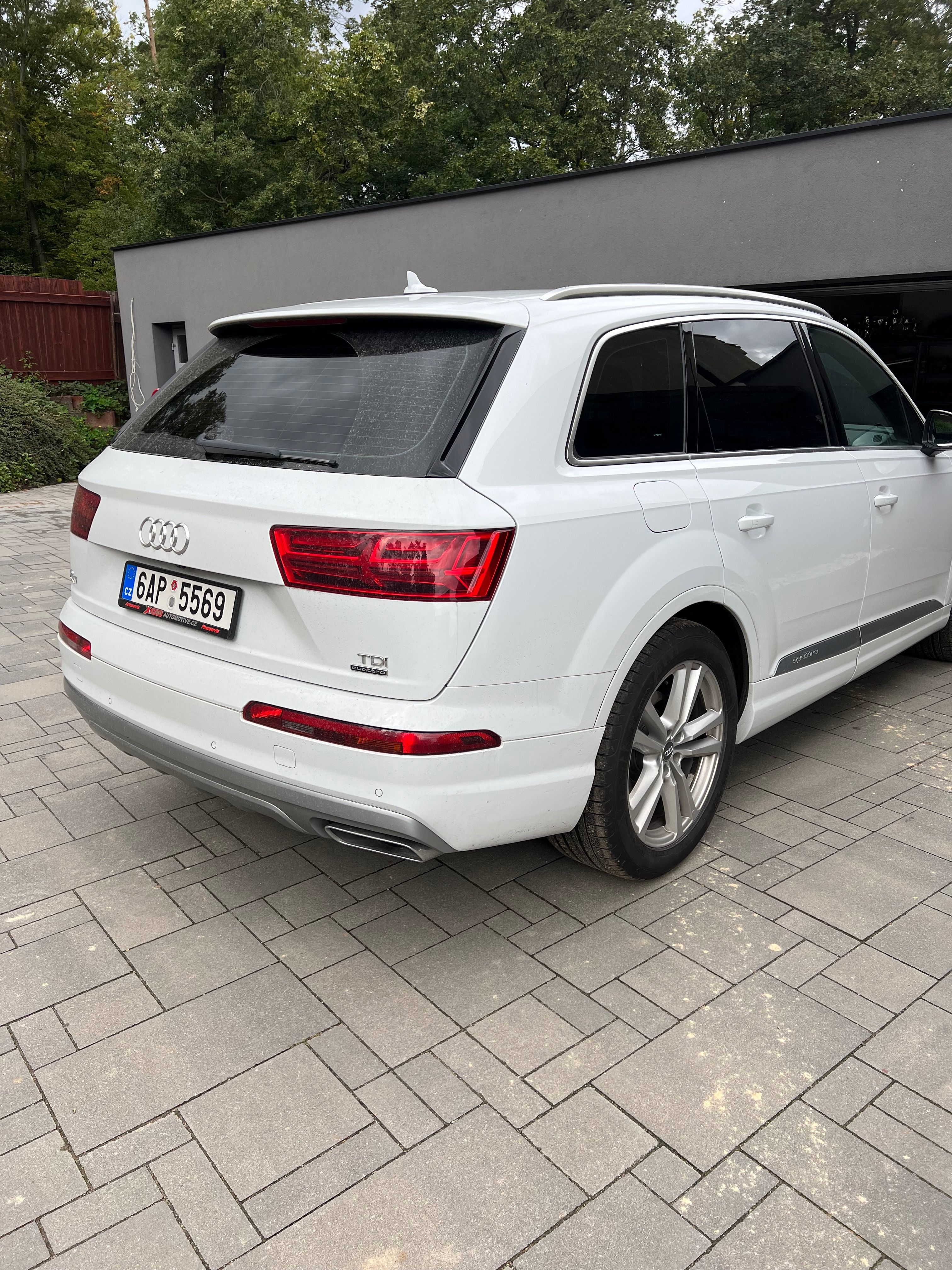 Audi Q7, Prodej Audi Q7 s- line - fotka 3