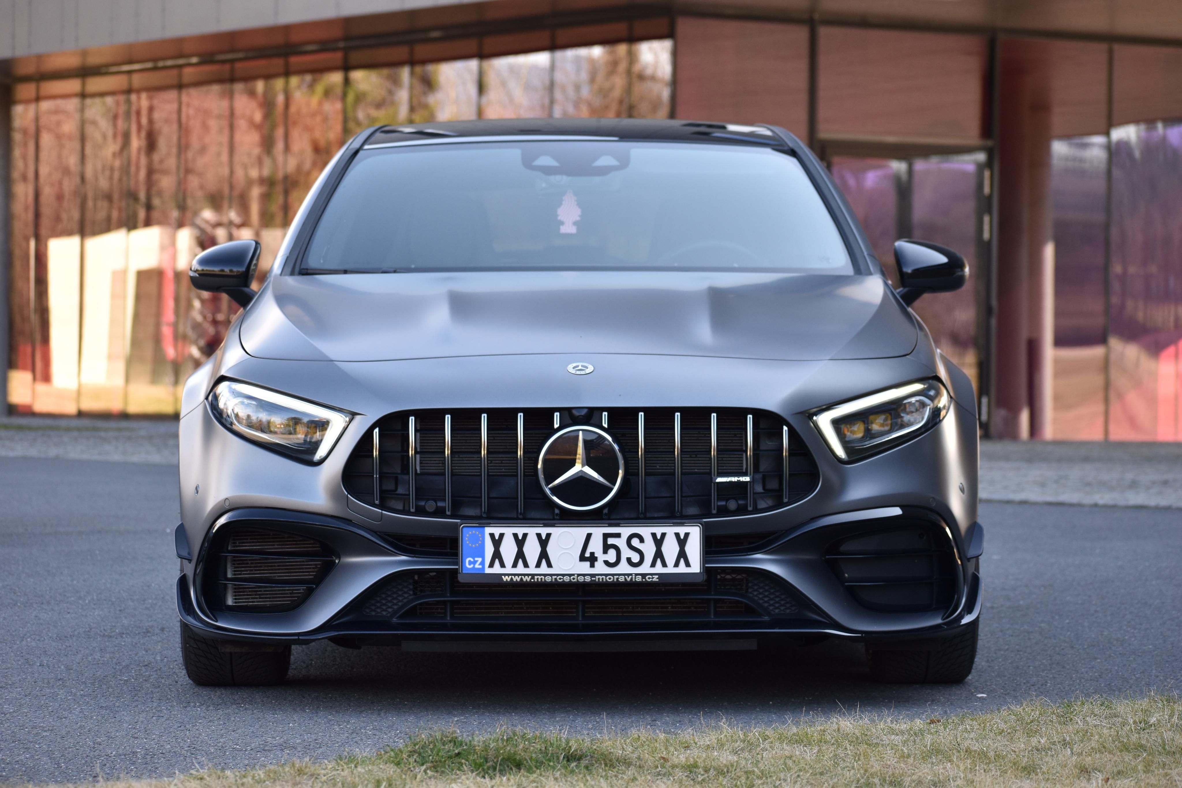 Mercedes-Benz Třídy A, 45 S AMG AKRAPOVIC - fotka 2
