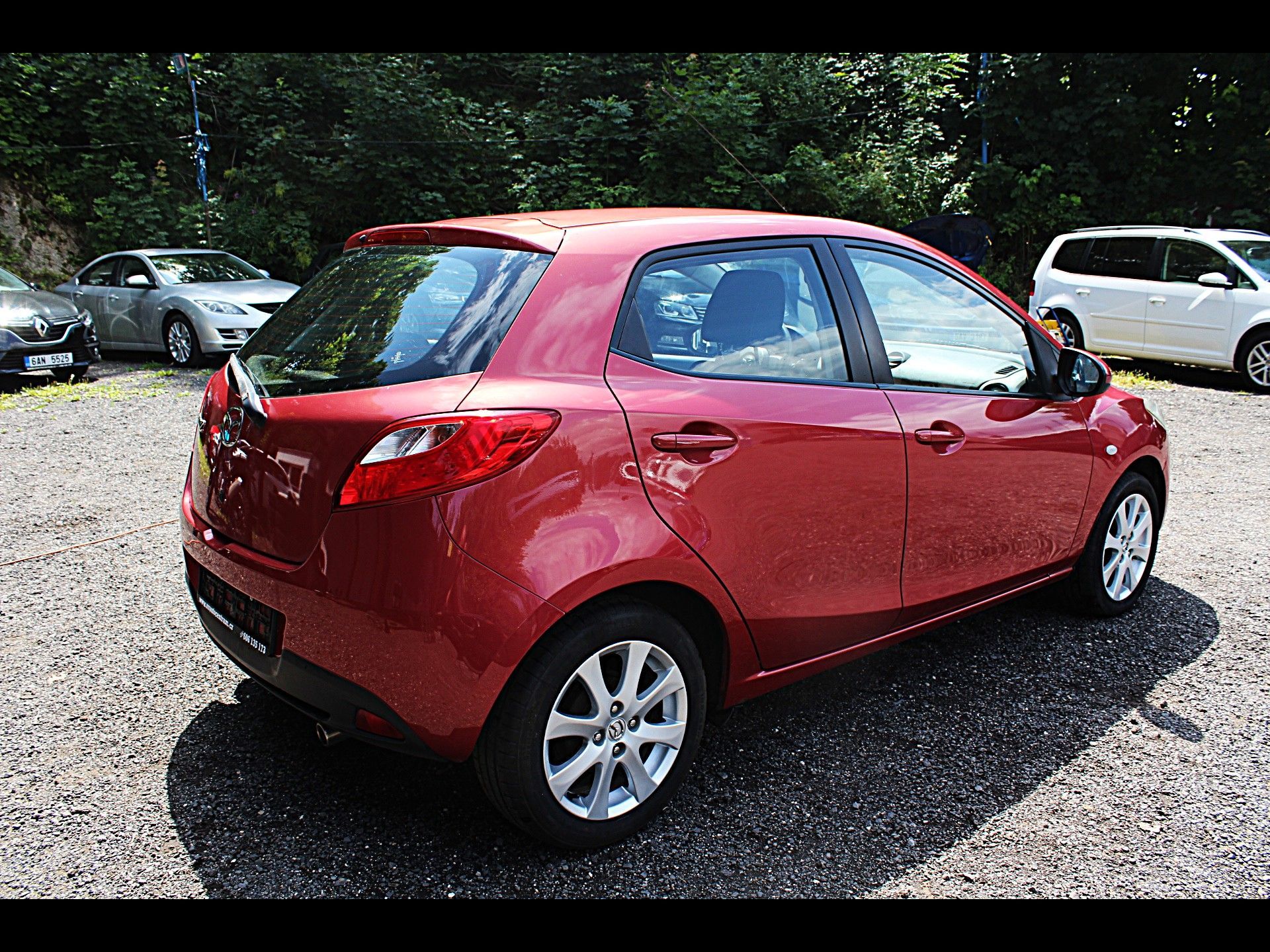 Mazda 2, 1.3i 63 kW klima - fotka 5
