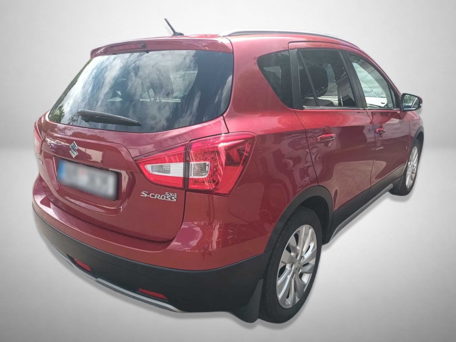Suzuki SX4 S-Cross, 1.4 BoosterJet, ČR,1.maj - fotka 2