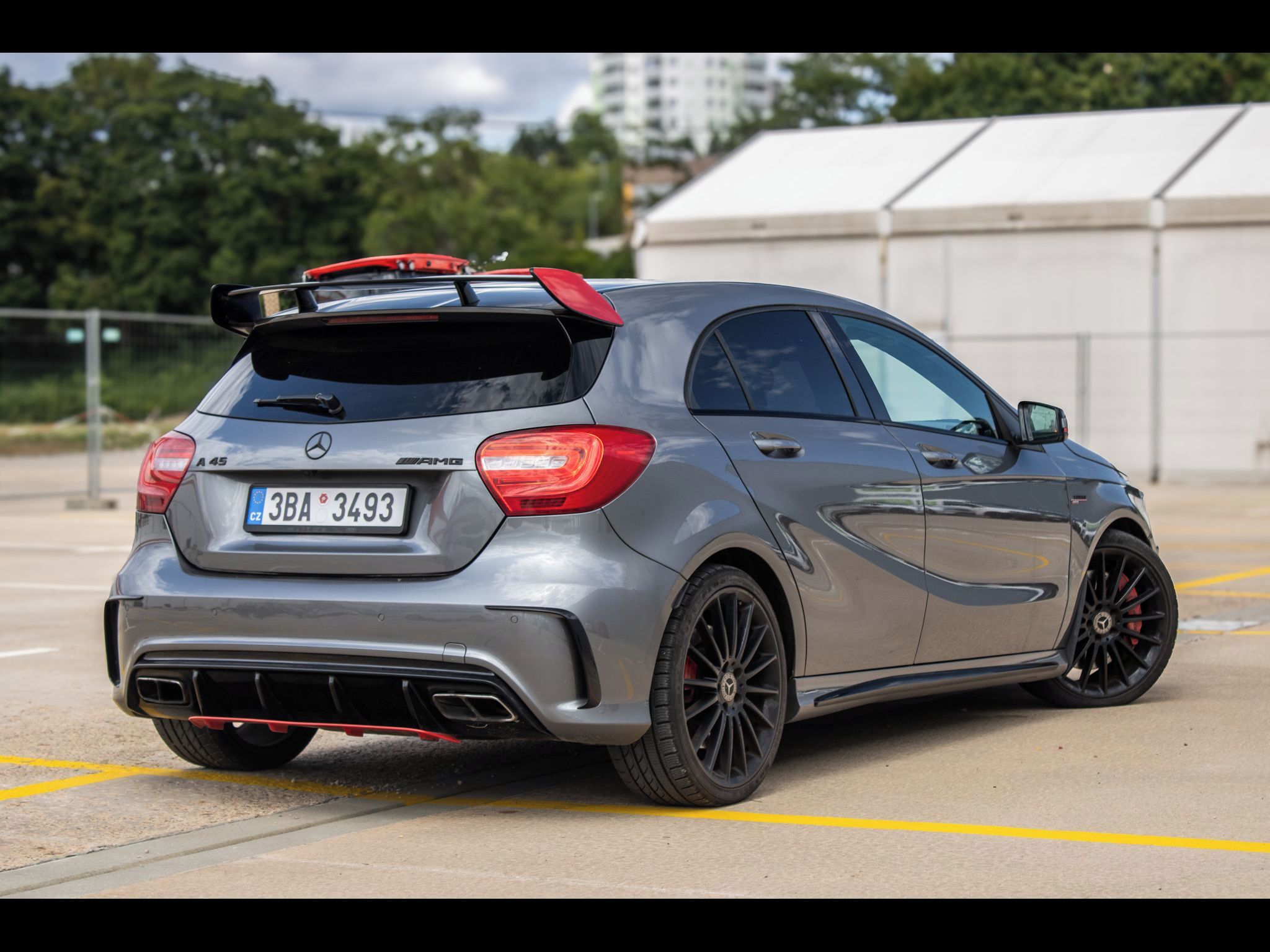 Mercedes-Benz Třídy A, Mercedes-Benz A 45 AMG - fotka 5