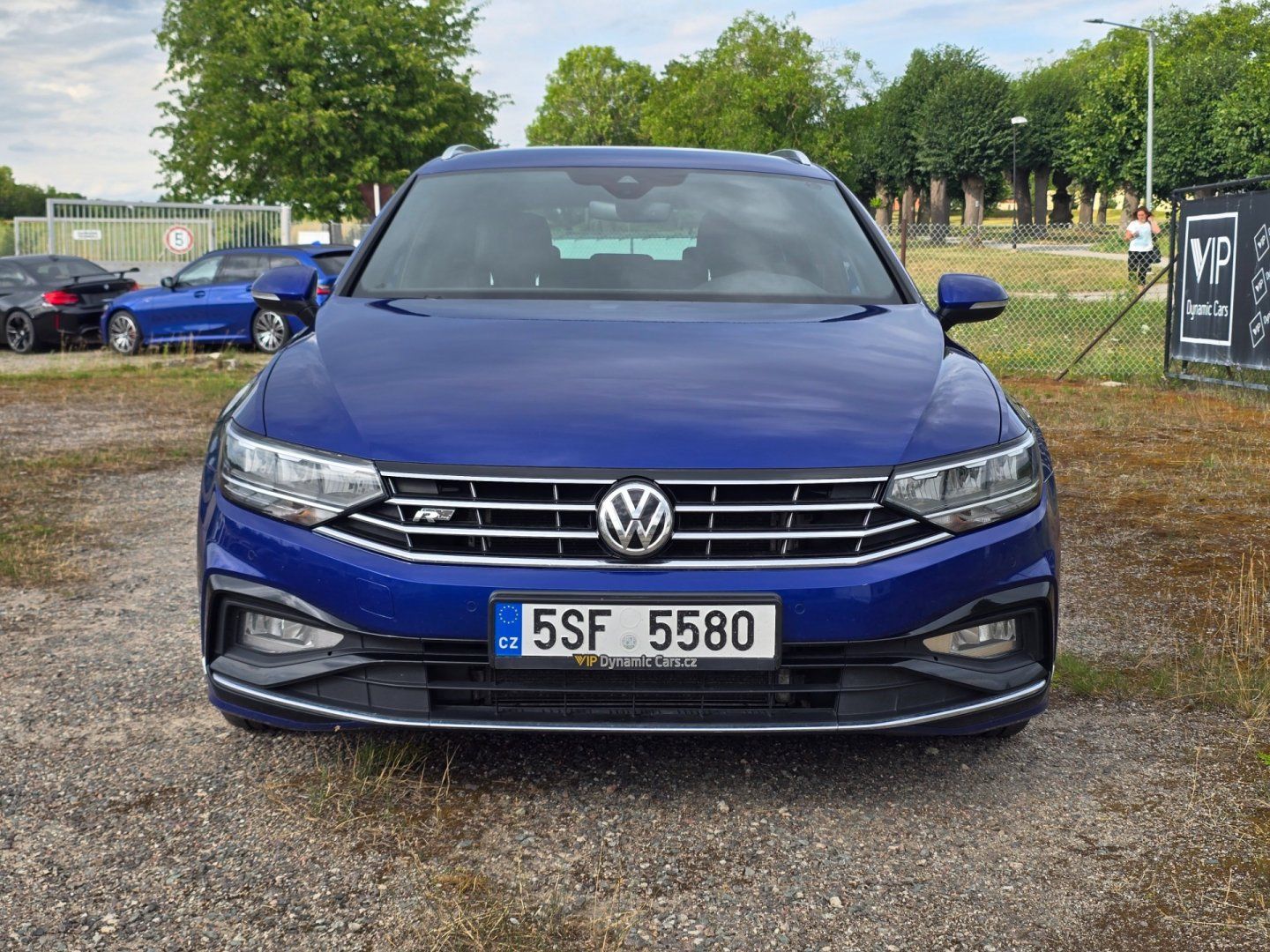Volkswagen Passat, 2.0 TDI DSG R-line 140 kw - fotka 2