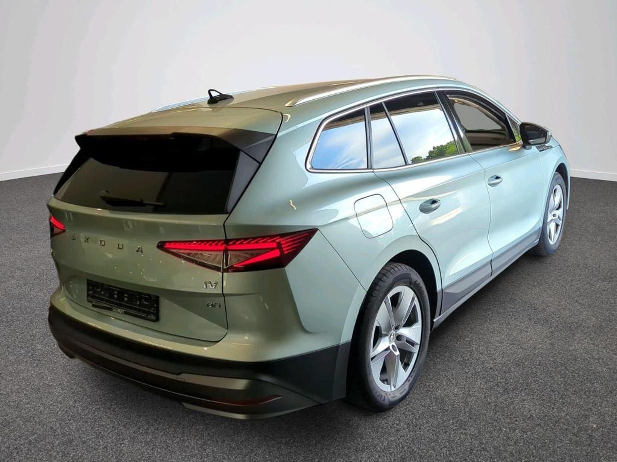 Škoda Enyaq, 150kw, iV80 19ALU SOH 90% - fotka 4