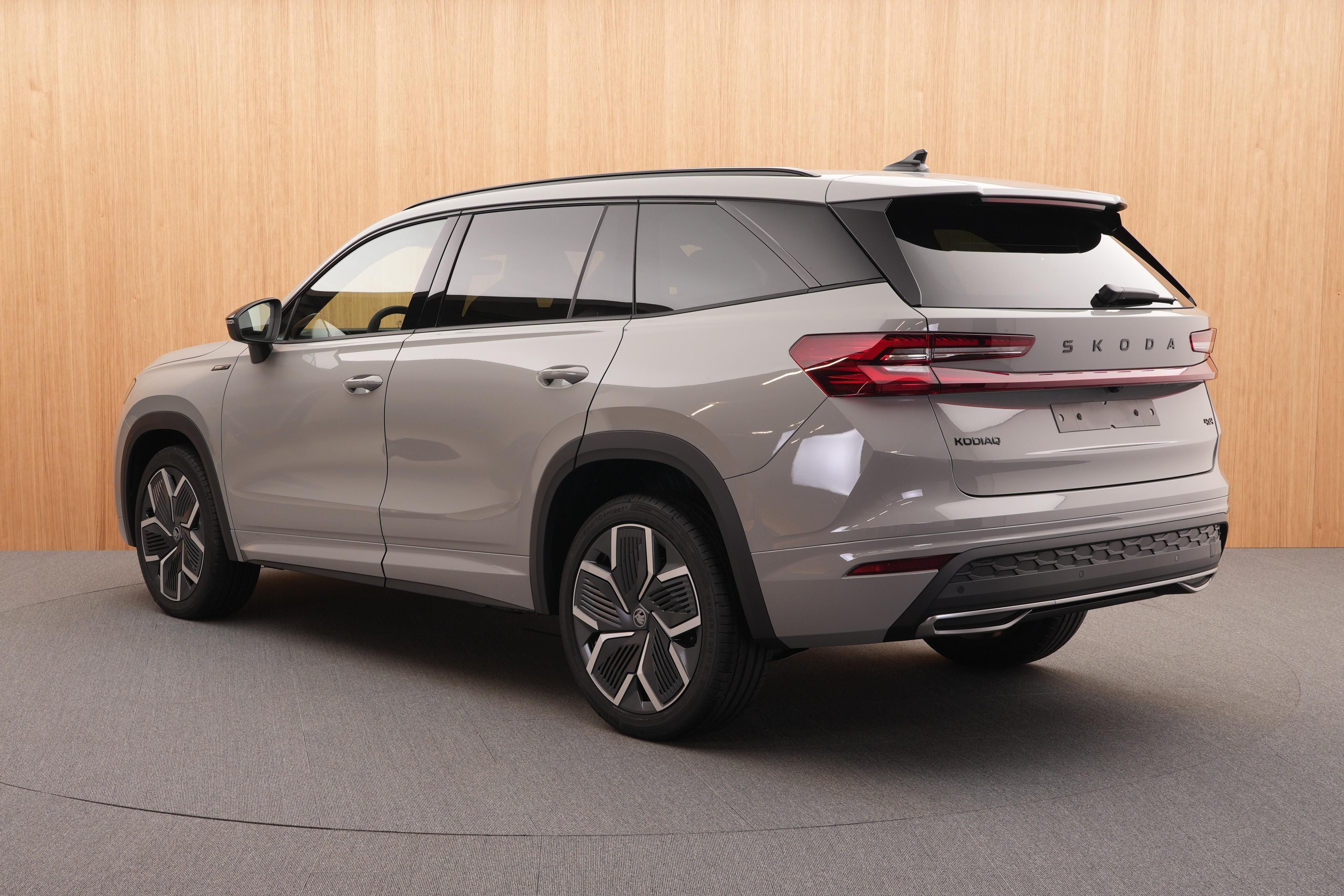 Škoda Kodiaq, Sportline 2.0 TDI 4x4 DSG - fotka 3