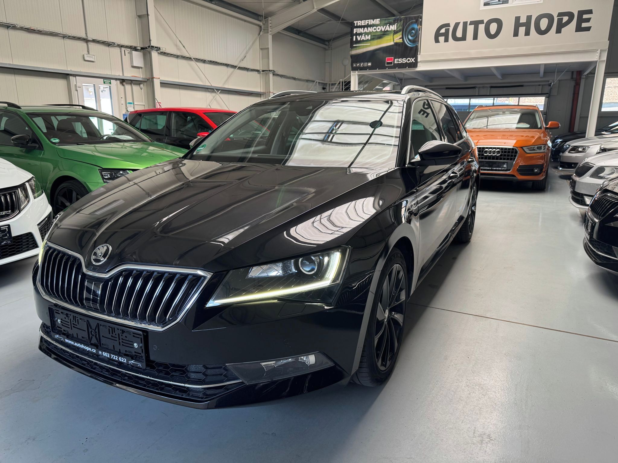 Škoda Superb, combi 2.0 TDI DSG L&K - fotka 3