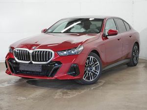 BMW Řada 5, 550e xDrive Tažné Bowers