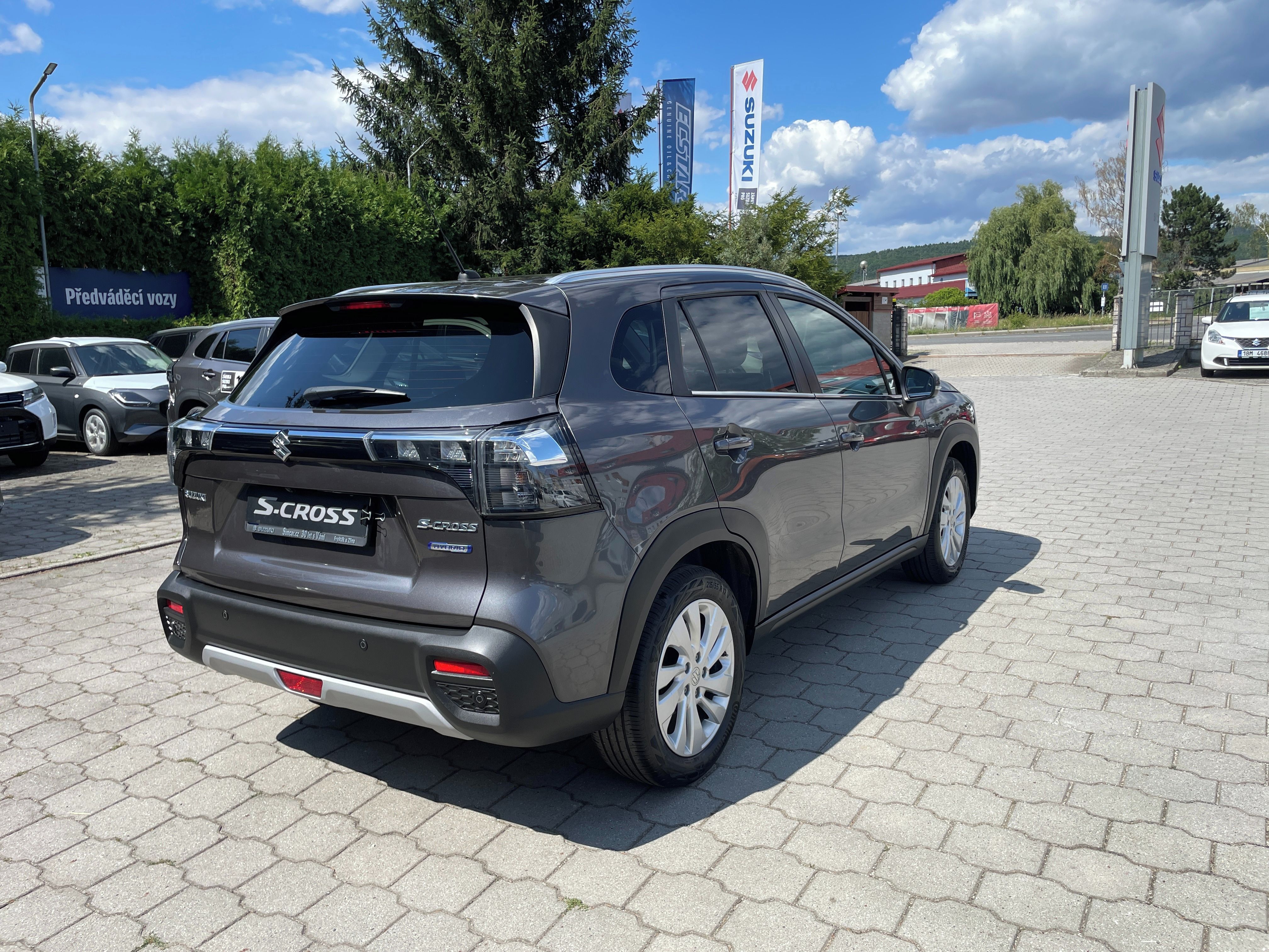 Suzuki SX4, 1,4 Premium Hybrid - fotka 3